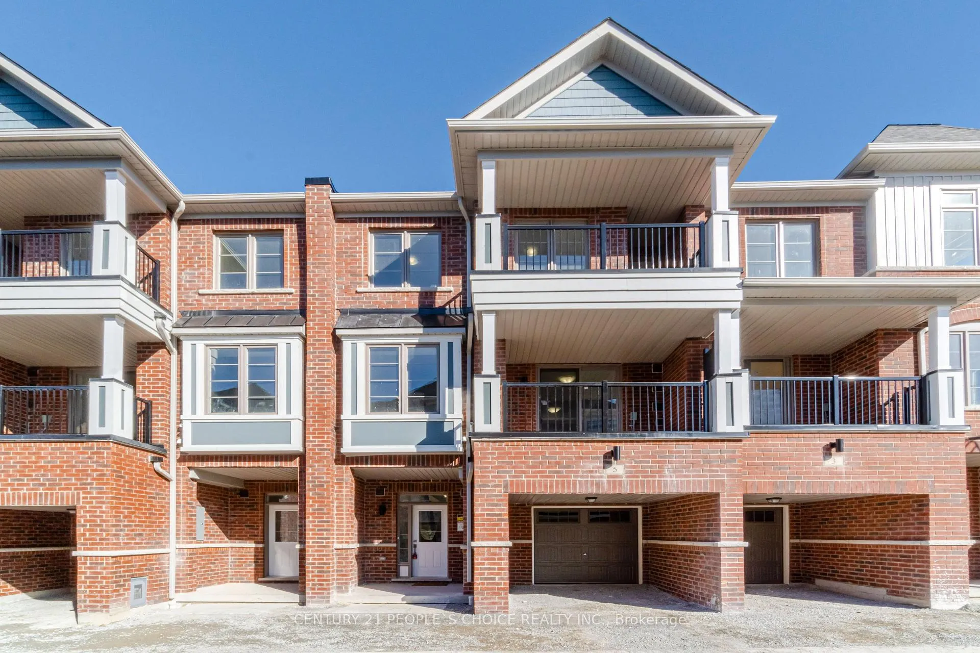Photo 2 of 5 Waterside Way, Whitby, Downtown Whitby — HOMEH