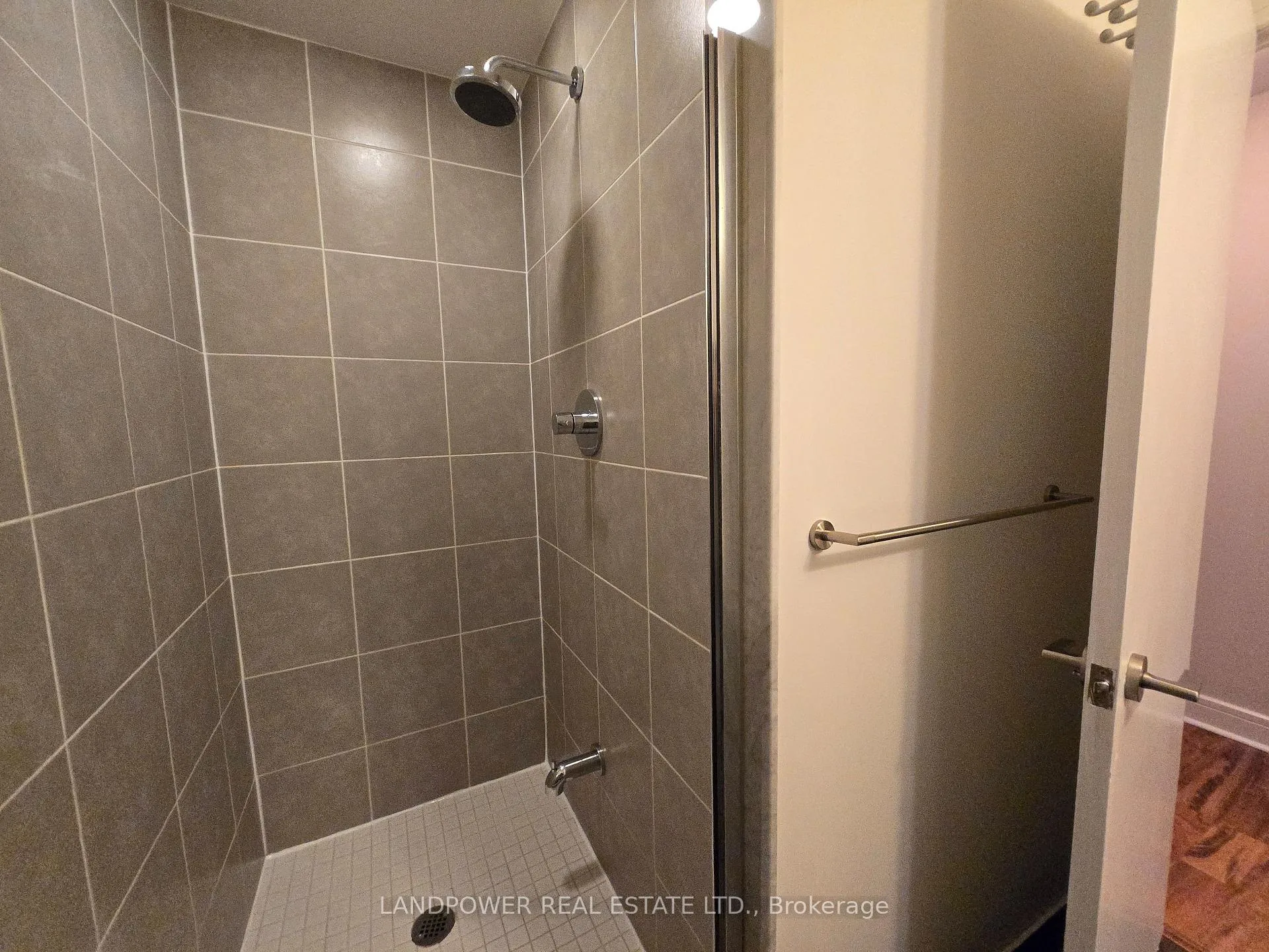 Photo 12 of Unit 710, 35 Brian Peck Crescent, Toronto, Thorncliffe Park — HOMEH