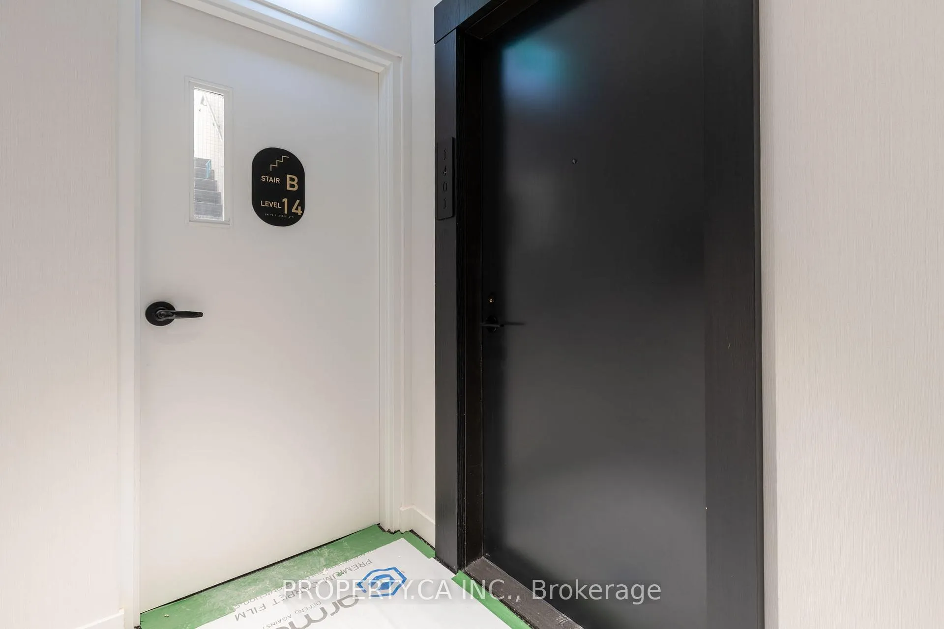 Photo 3 of Unit 1213, 127 Broadway Avenue, Toronto, Mount Pleasant West — HOMEH