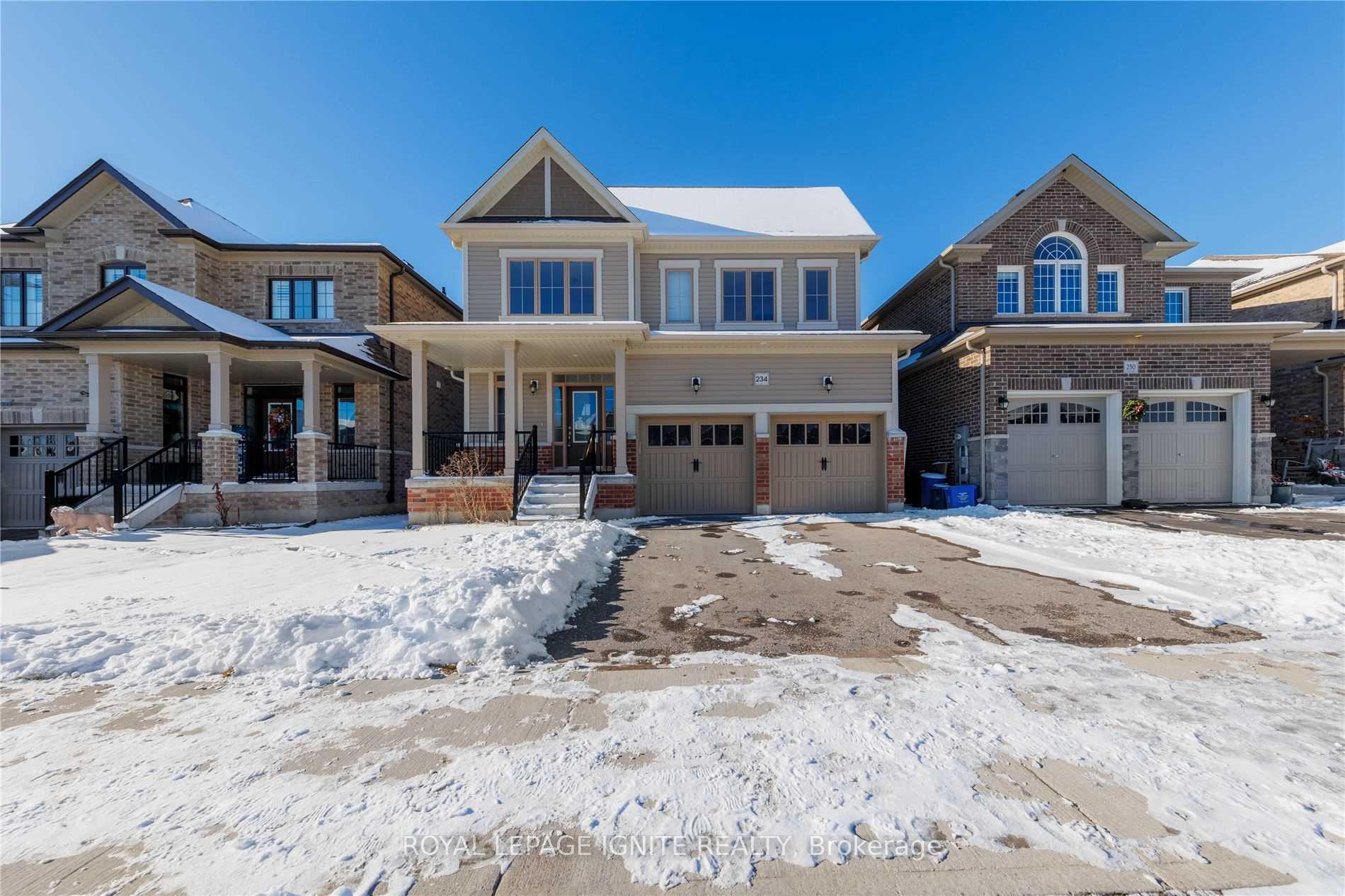 Photo 1 of Unit Upper, 234 Crombie Street, Clarington, Bowmanville — HOMEH