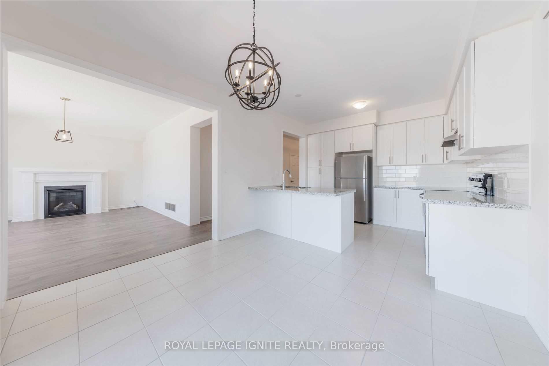 Photo 12 of Unit Upper, 234 Crombie Street, Clarington, Bowmanville — HOMEH
