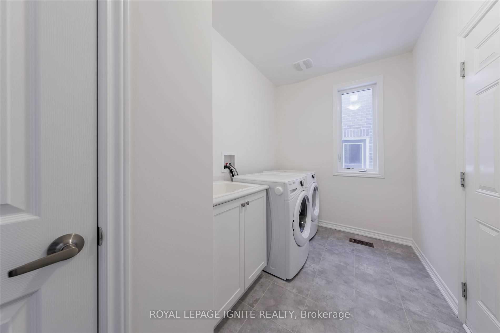 Photo 16 of Unit Upper, 234 Crombie Street, Clarington, Bowmanville — HOMEH