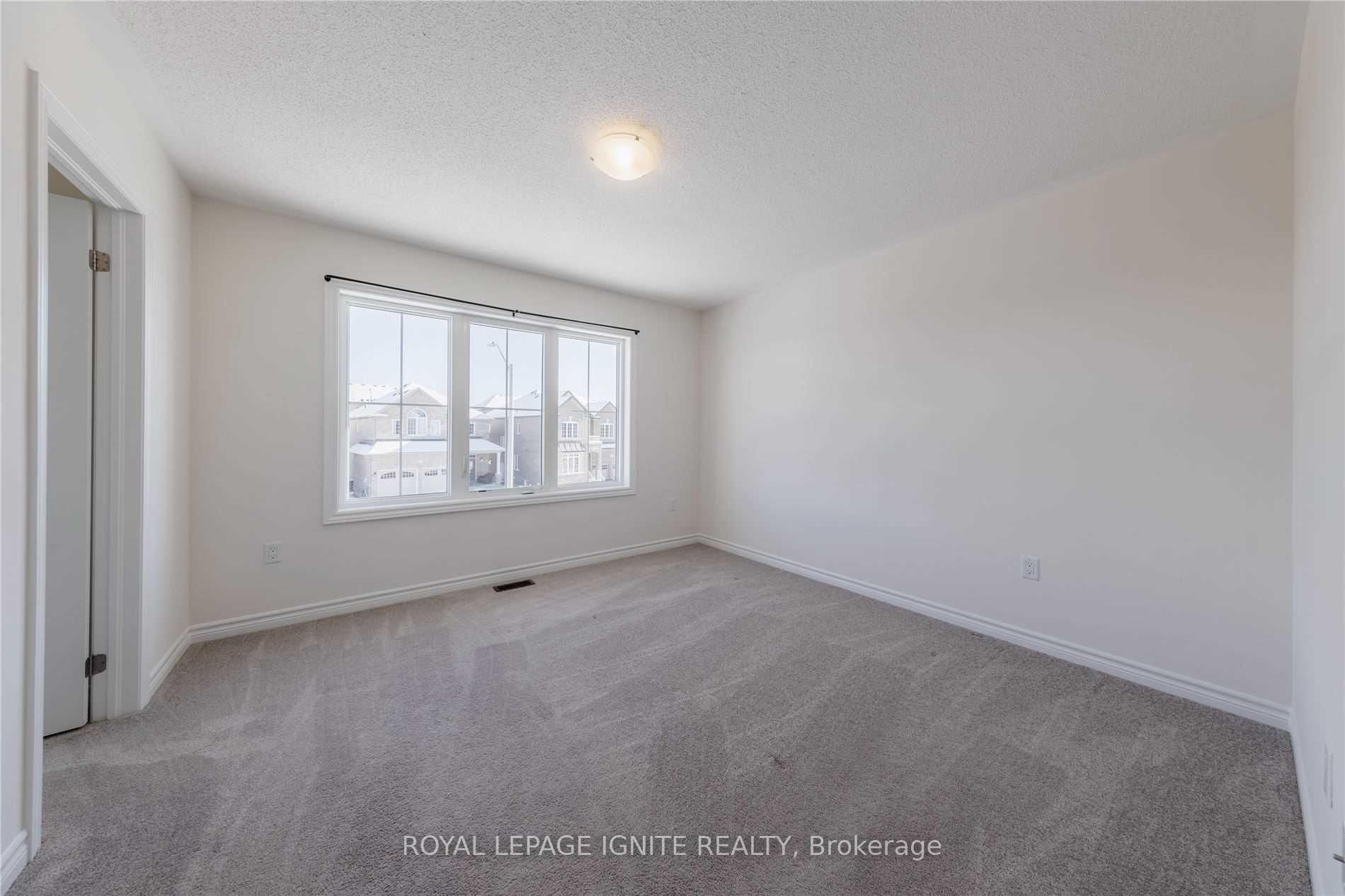 Photo 17 of Unit Upper, 234 Crombie Street, Clarington, Bowmanville — HOMEH