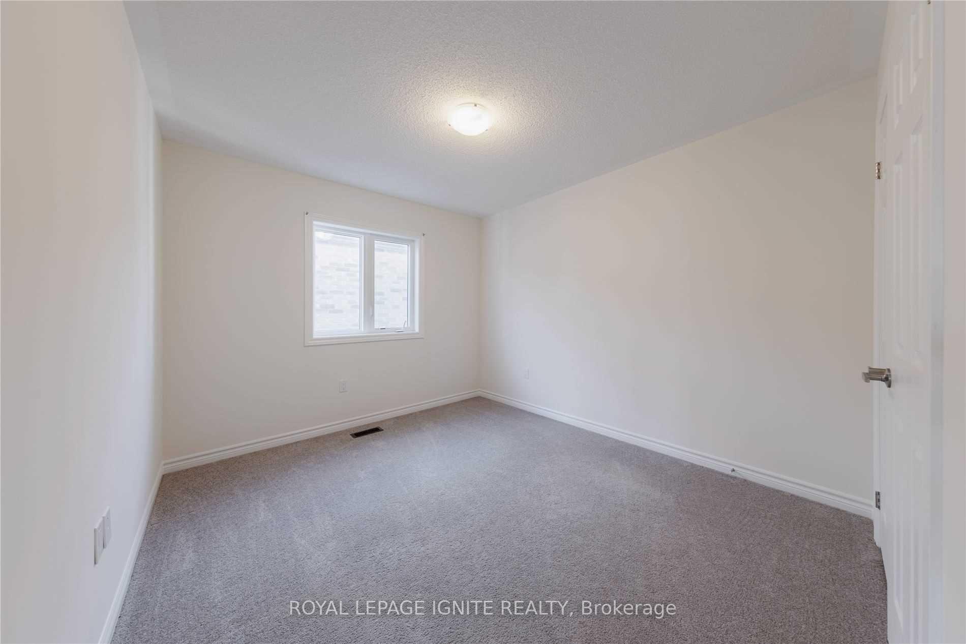Photo 23 of Unit Upper, 234 Crombie Street, Clarington, Bowmanville — HOMEH