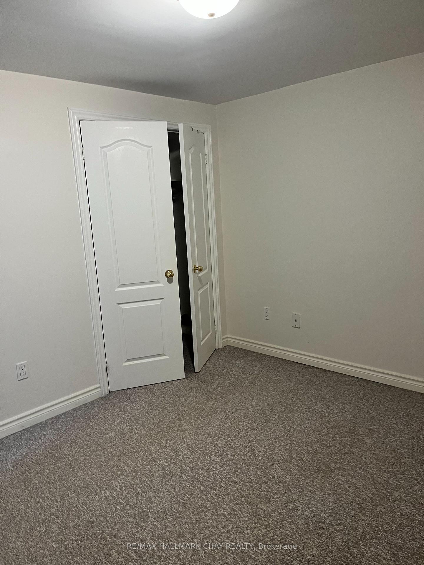 Photo 2 of 6 Trask Drive, Barrie, Ardagh — HOMEH