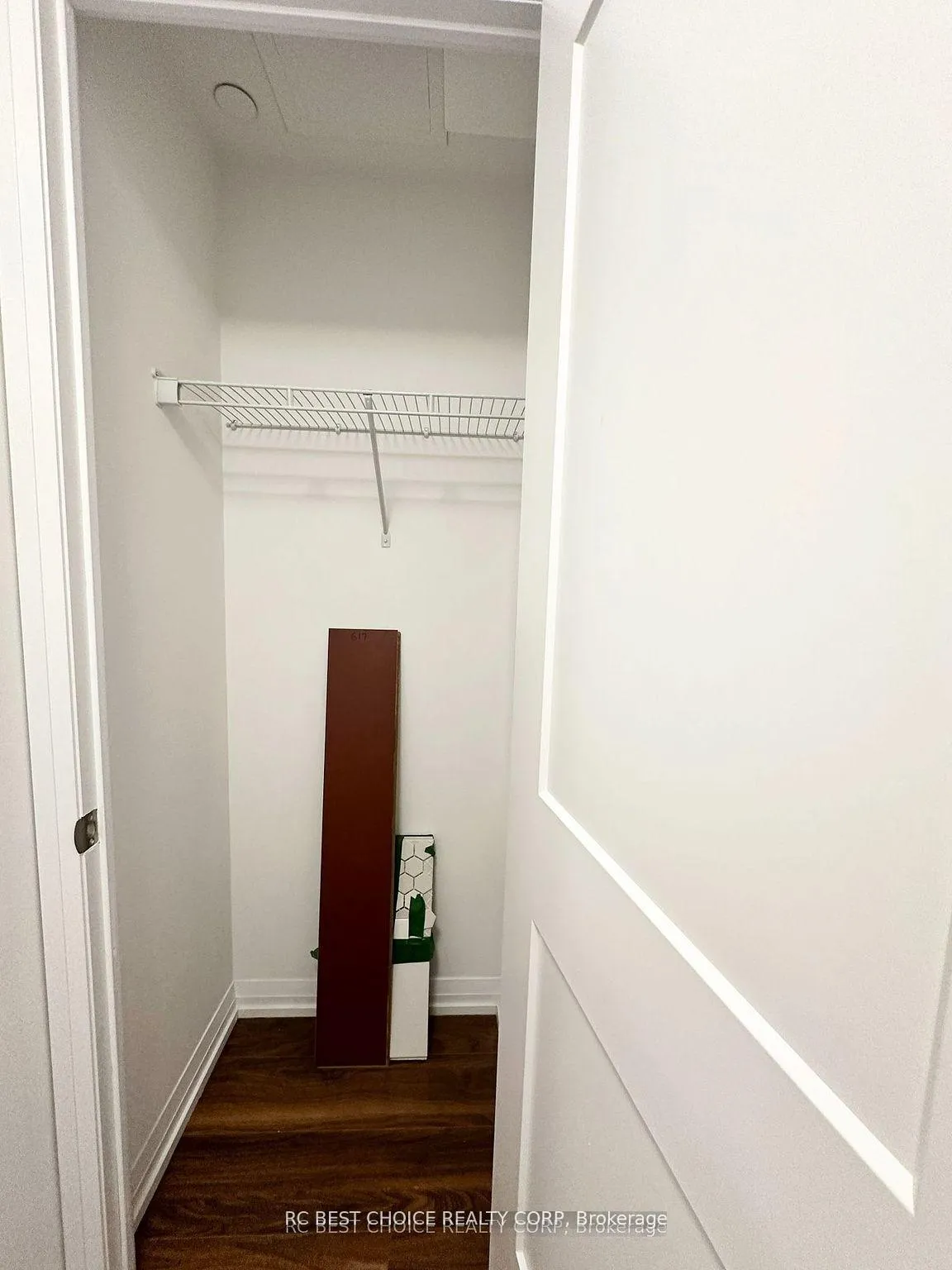 Photo 13 of Unit 617, 50 Dunfield Avenue, Toronto, Mount Pleasant West — HOMEH