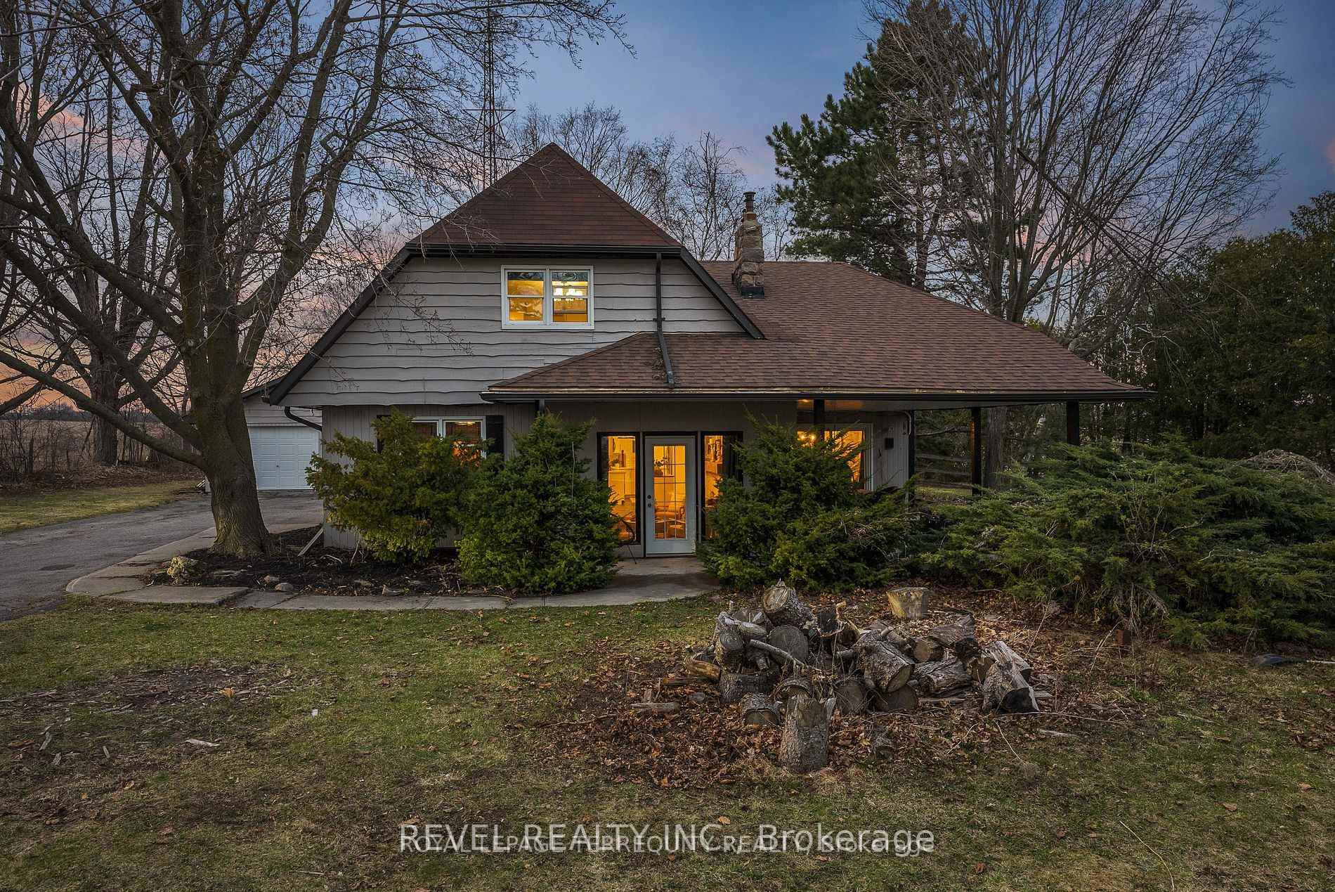 Photo 3 of 2352 Concession Rd 8, Clarington, Rural Clarington — HOMEH