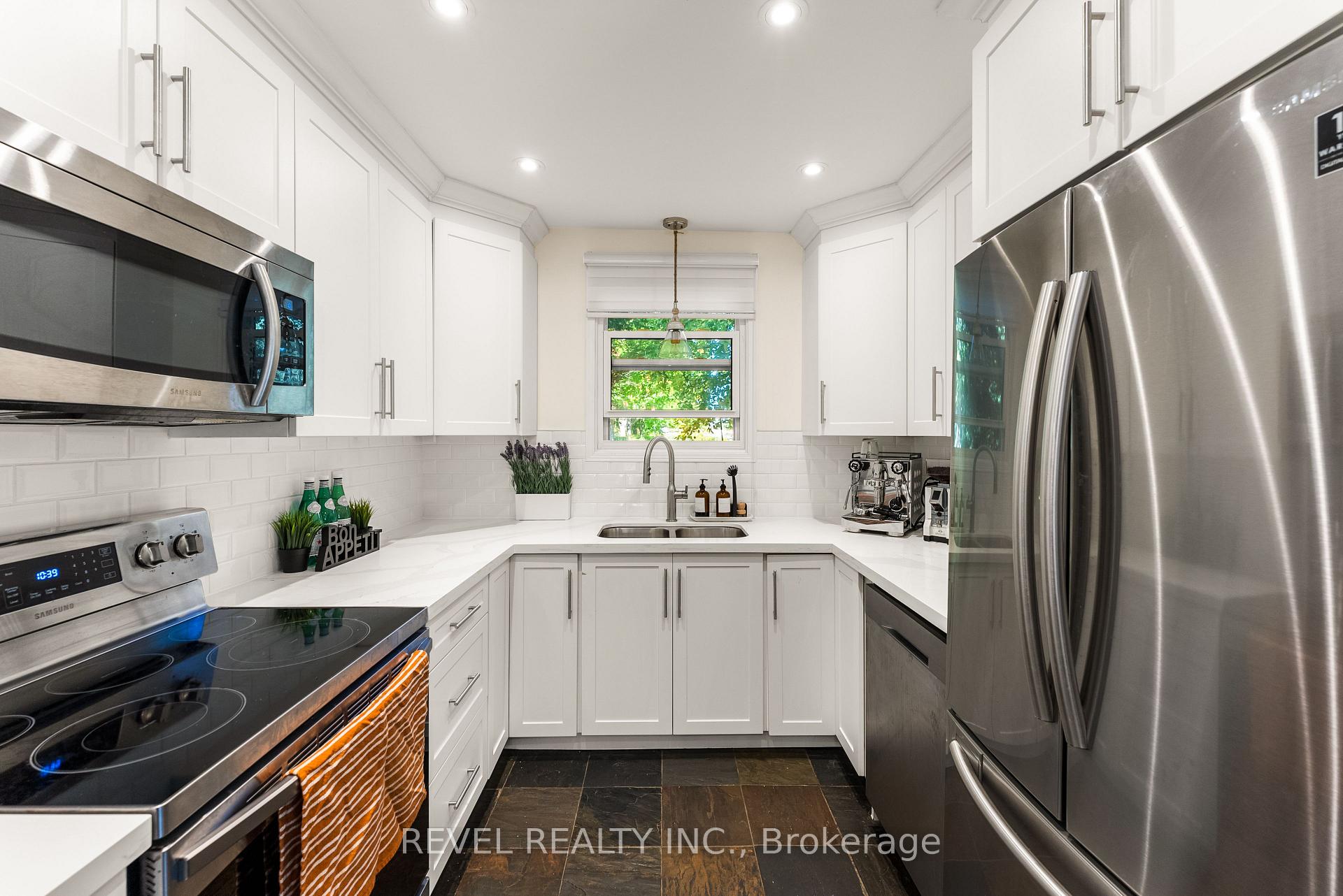 Photo 11 of 2352 Concession Rd 8, Clarington, Rural Clarington — HOMEH