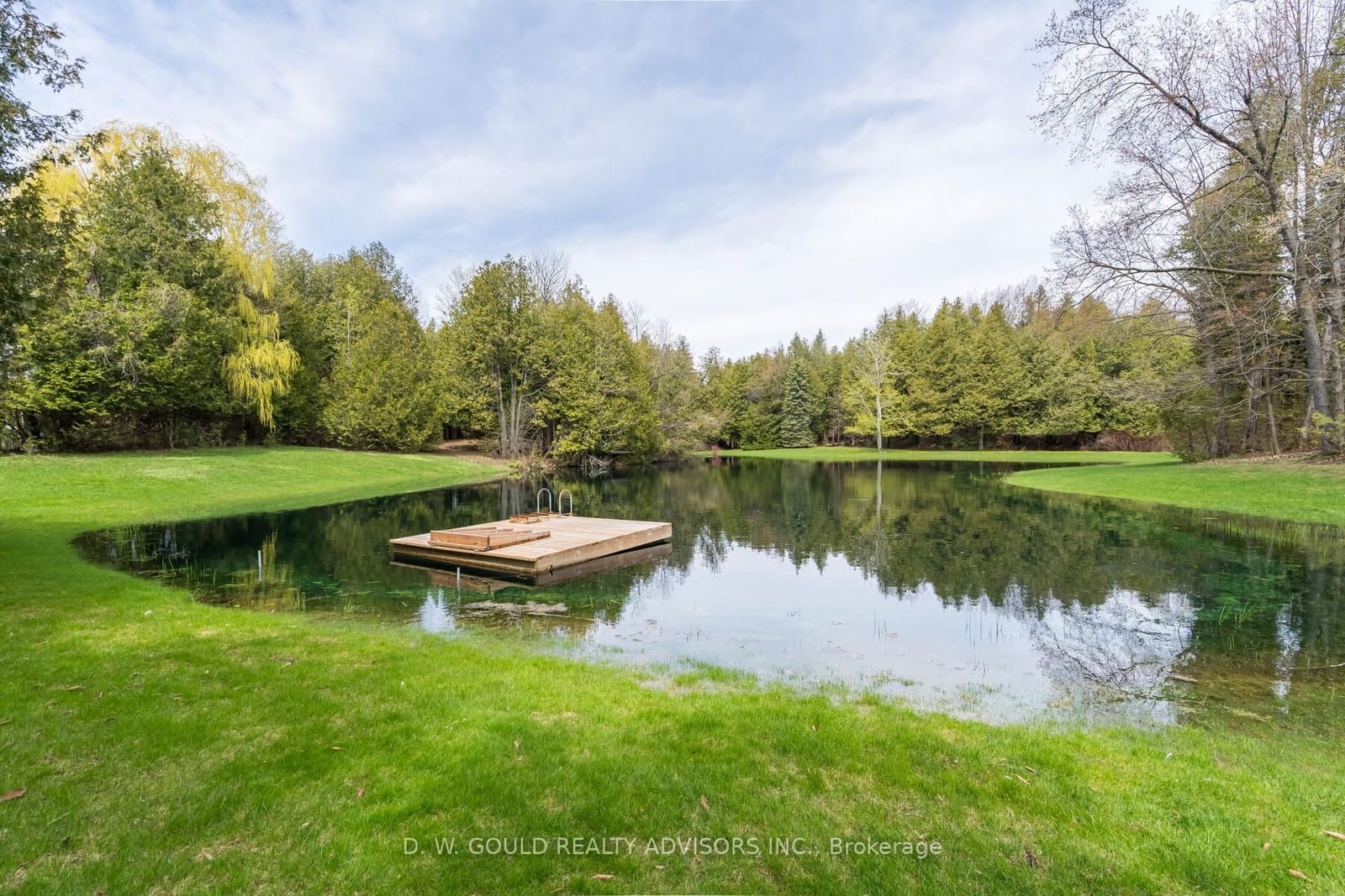 Photo 3 of 16460 Creditview Rd, Caledon, Rural Caledon — HOMEH