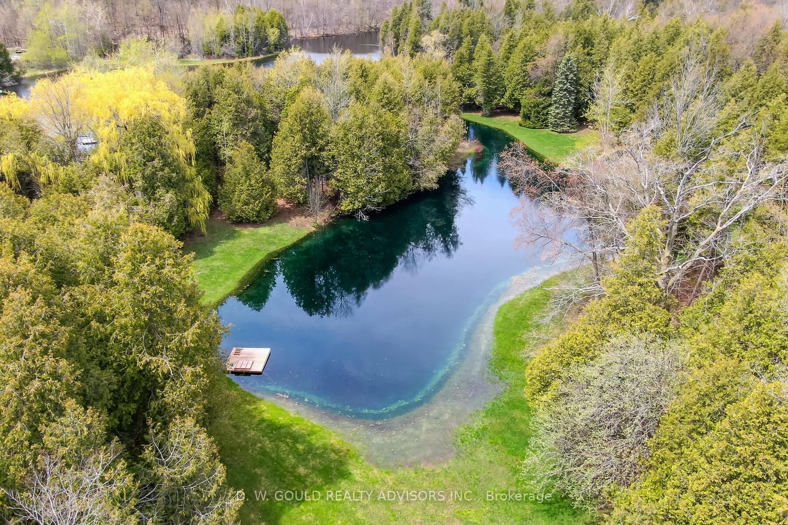 Photo 4 of 16460 Creditview Rd, Caledon, Rural Caledon — HOMEH