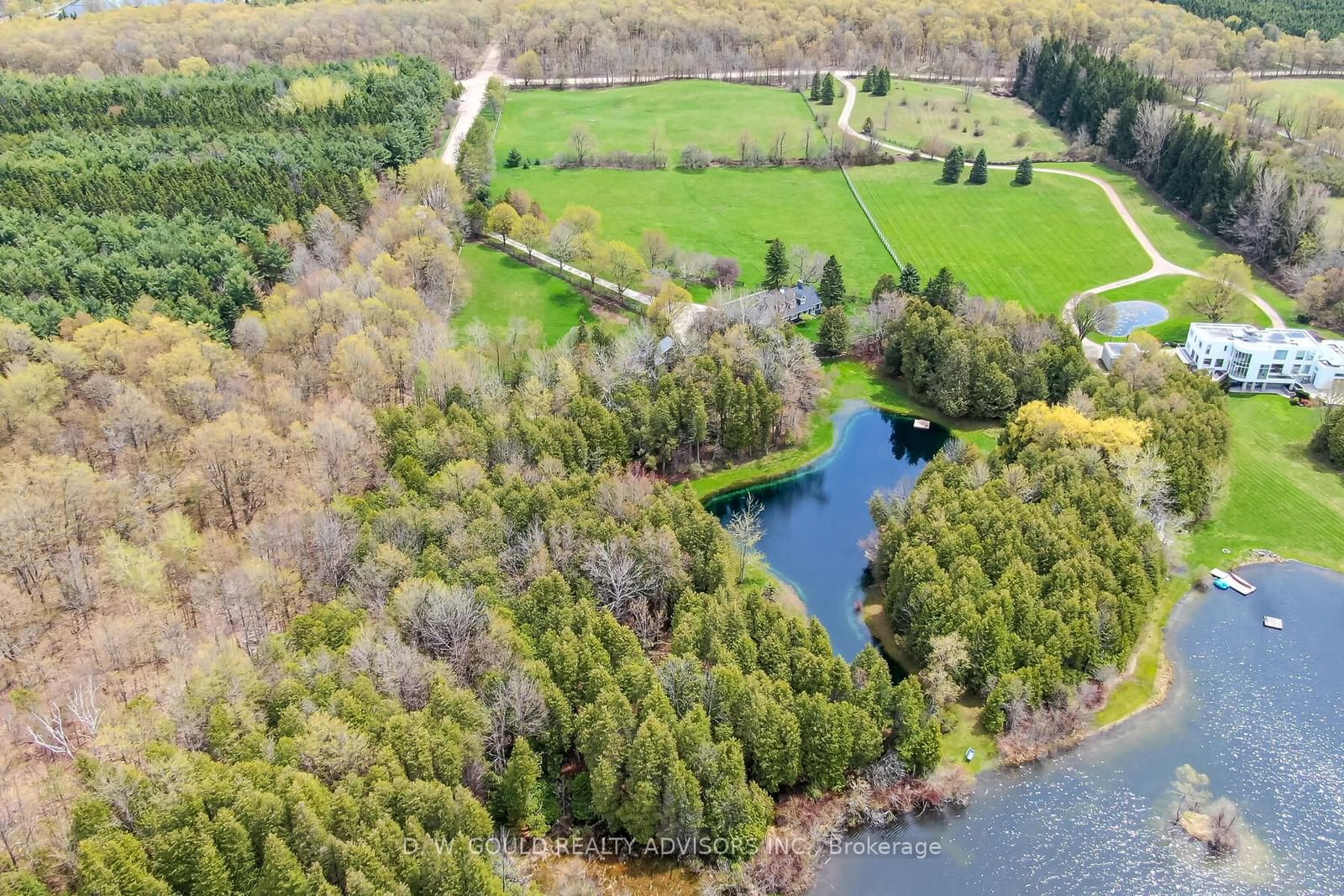 Photo 7 of 16460 Creditview Rd, Caledon, Rural Caledon — HOMEH