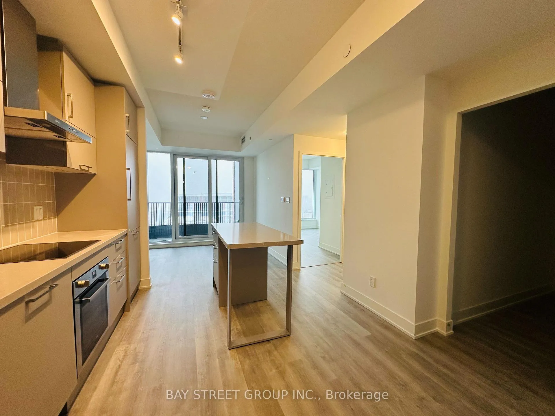 Photo 6 of Unit 1710, 38 Andre De Grasse Street, Markham, Unionville — HOMEH