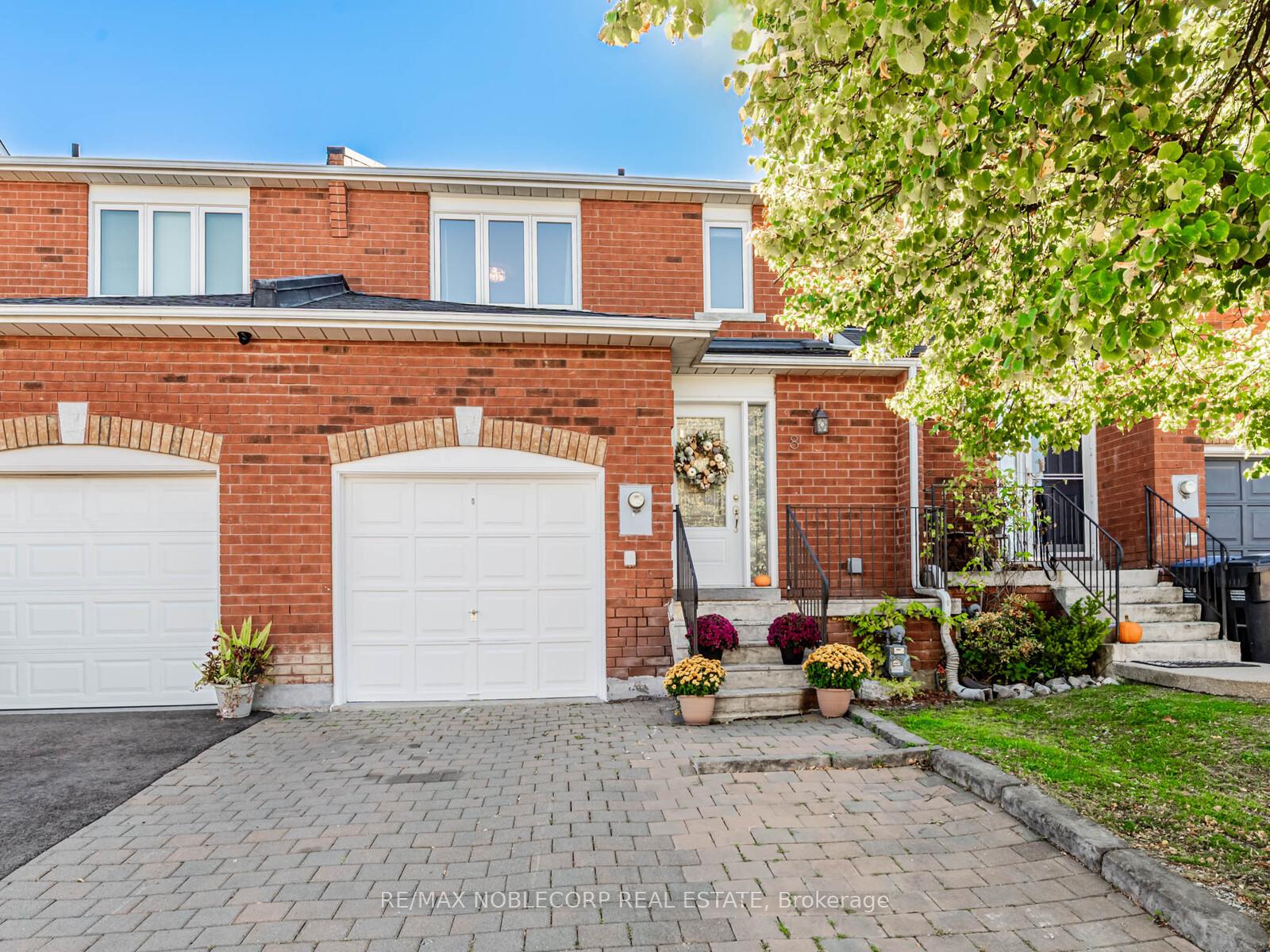 Front of 8 Rolling Hills Lane