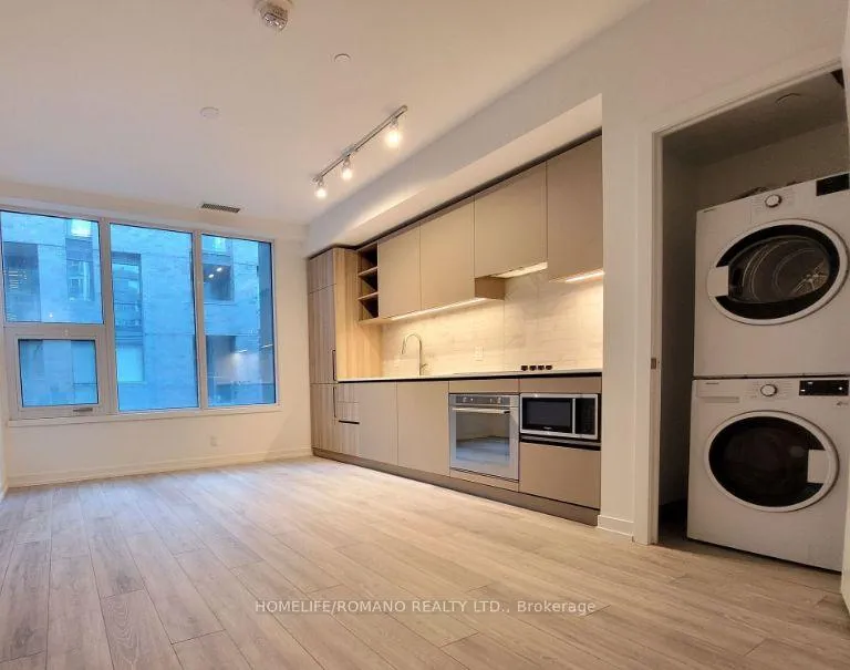 Front of Unit 612, 55 Mercer Street