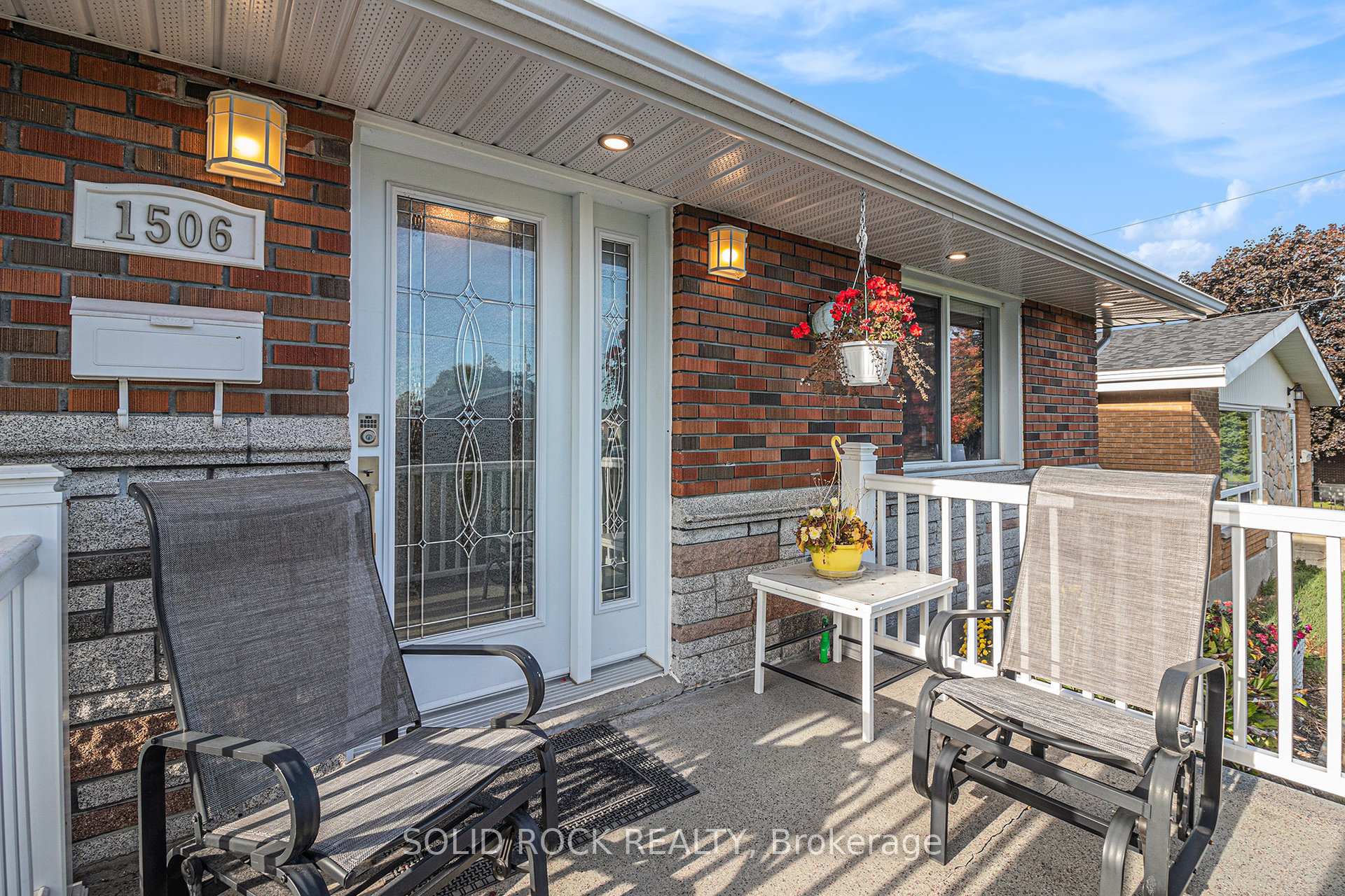 Photo 2 of 1506 First Street E, Cornwall — HOMEH