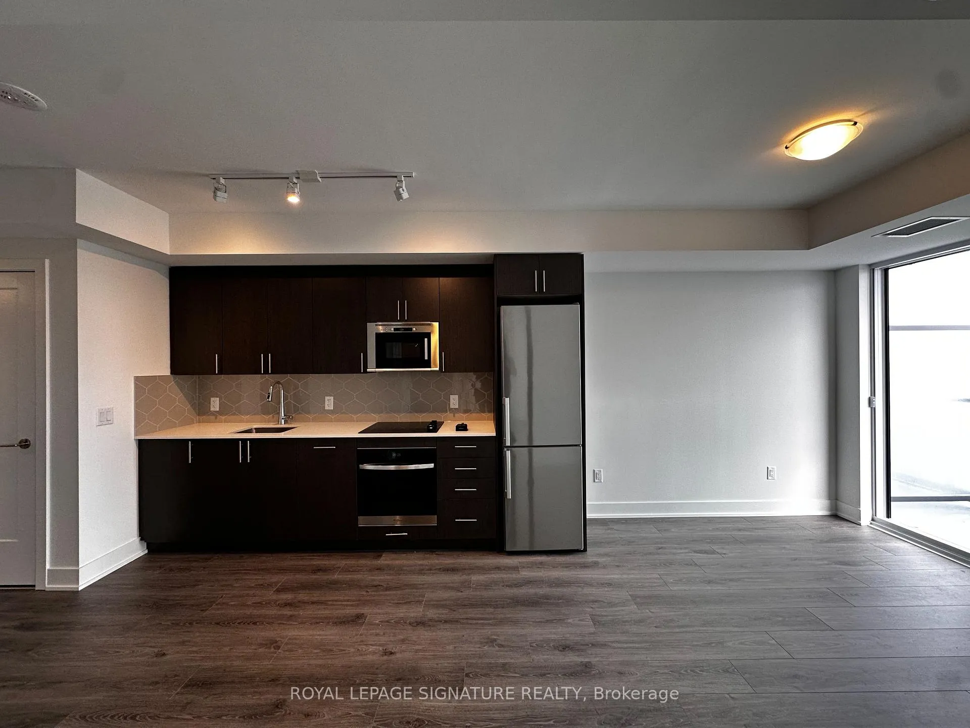 Photo 5 of Unit 2619, 2545 Simcoe Street N, Oshawa, Windfields — HOMEH