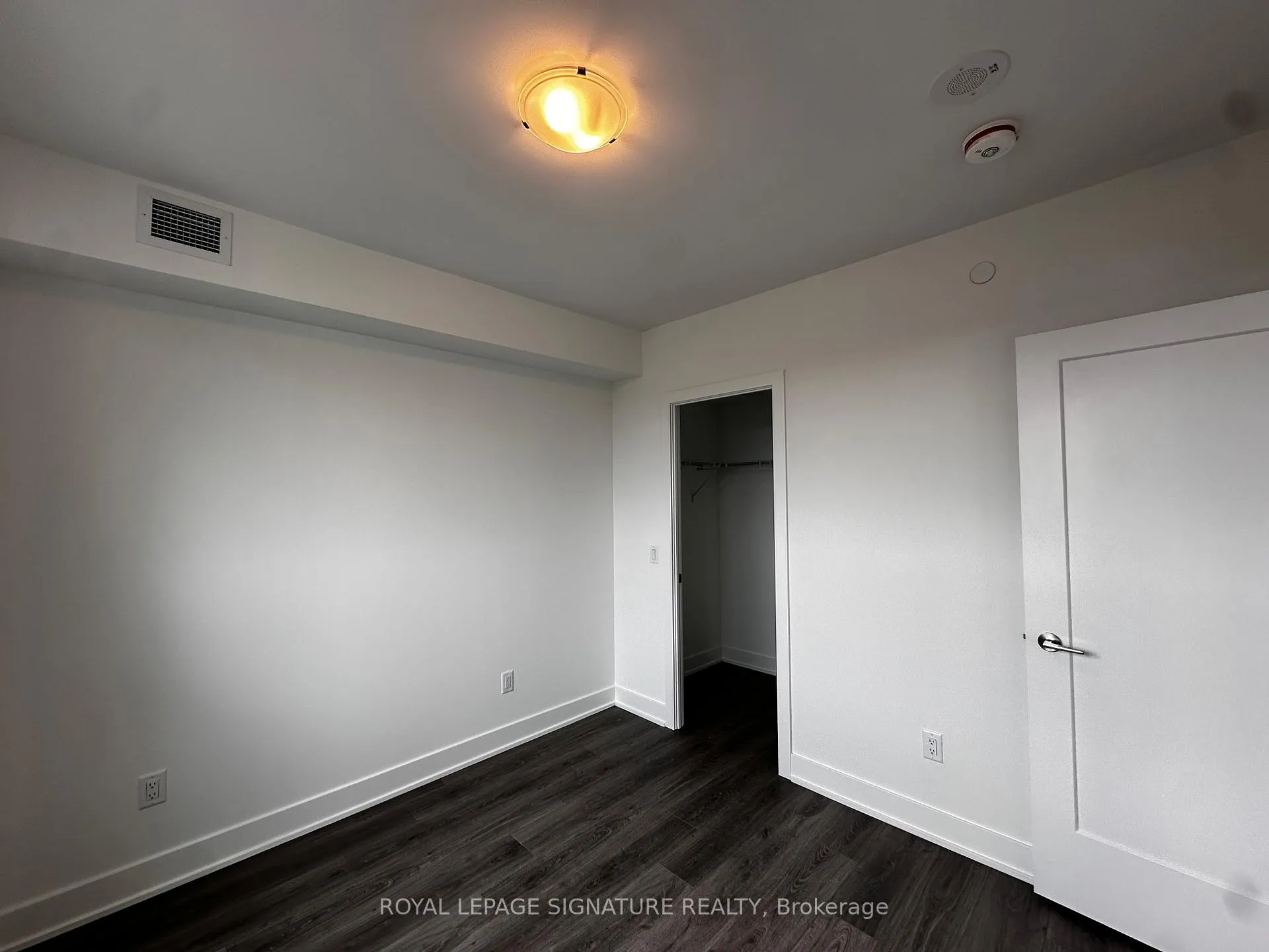 Photo 10 of Unit 2619, 2545 Simcoe Street N, Oshawa, Windfields — HOMEH