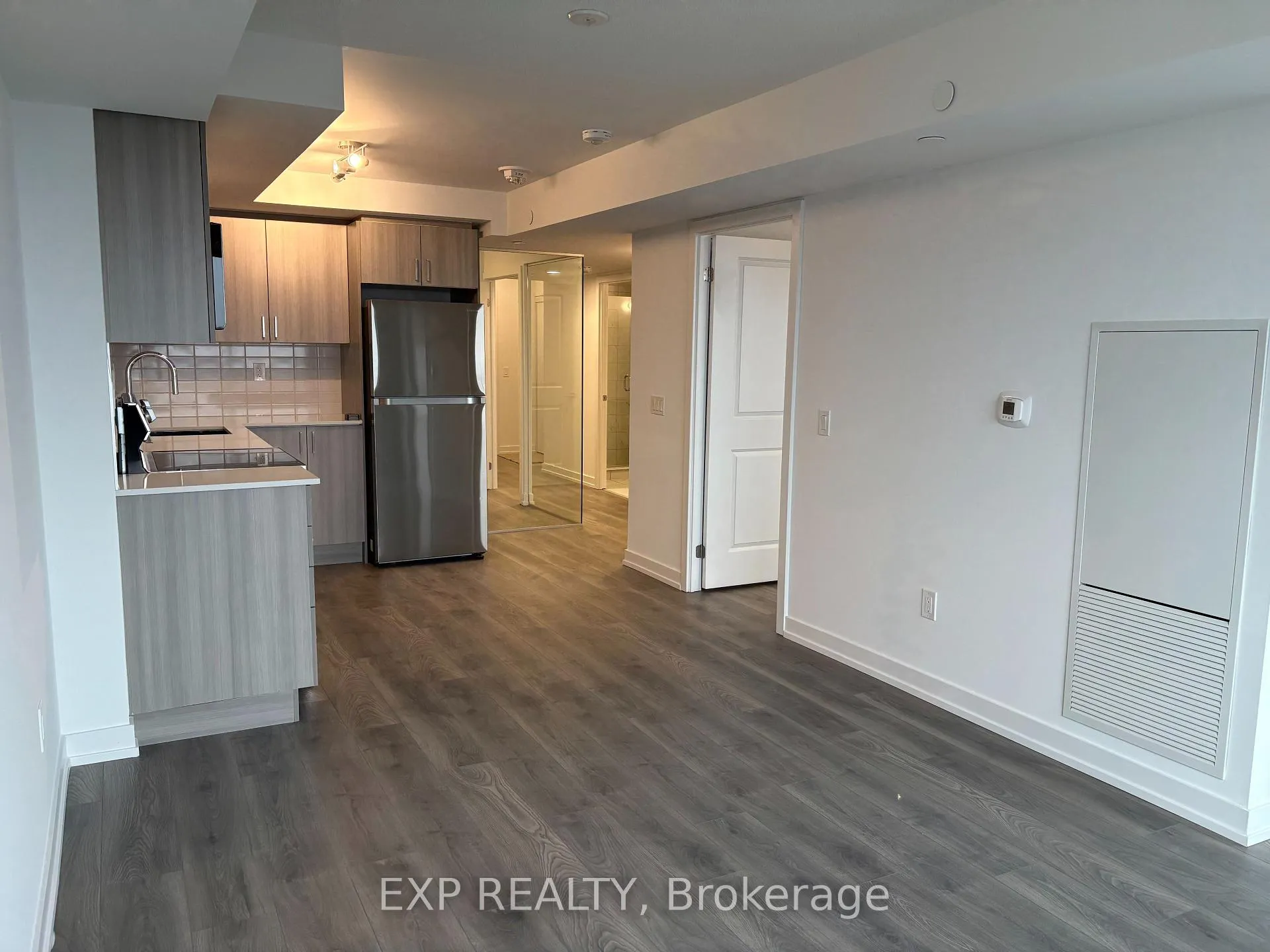 Photo 3 of Unit 2103, 1435 Celebration Drive, Pickering, Bay Ridges — HOMEH