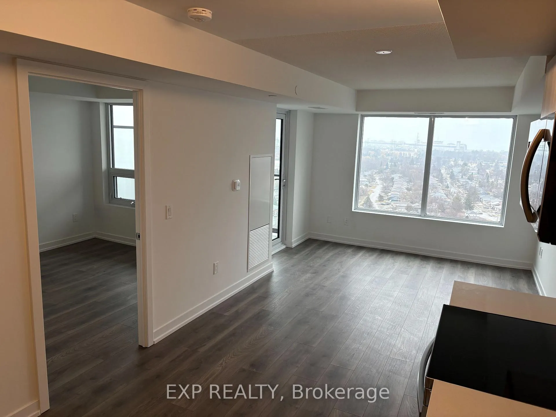 Photo 6 of Unit 2103, 1435 Celebration Drive, Pickering, Bay Ridges — HOMEH