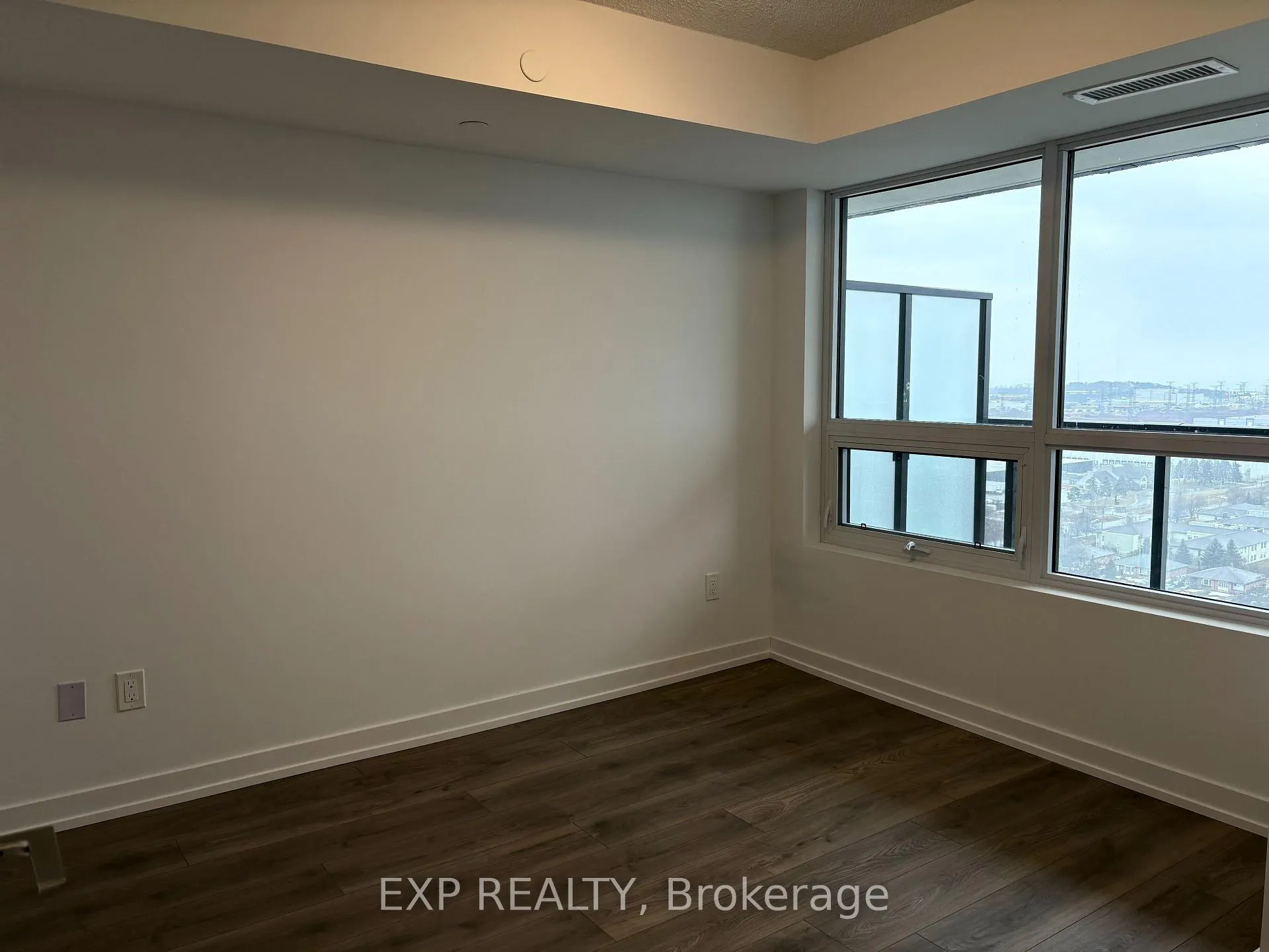 Photo 7 of Unit 2103, 1435 Celebration Drive, Pickering, Bay Ridges — HOMEH