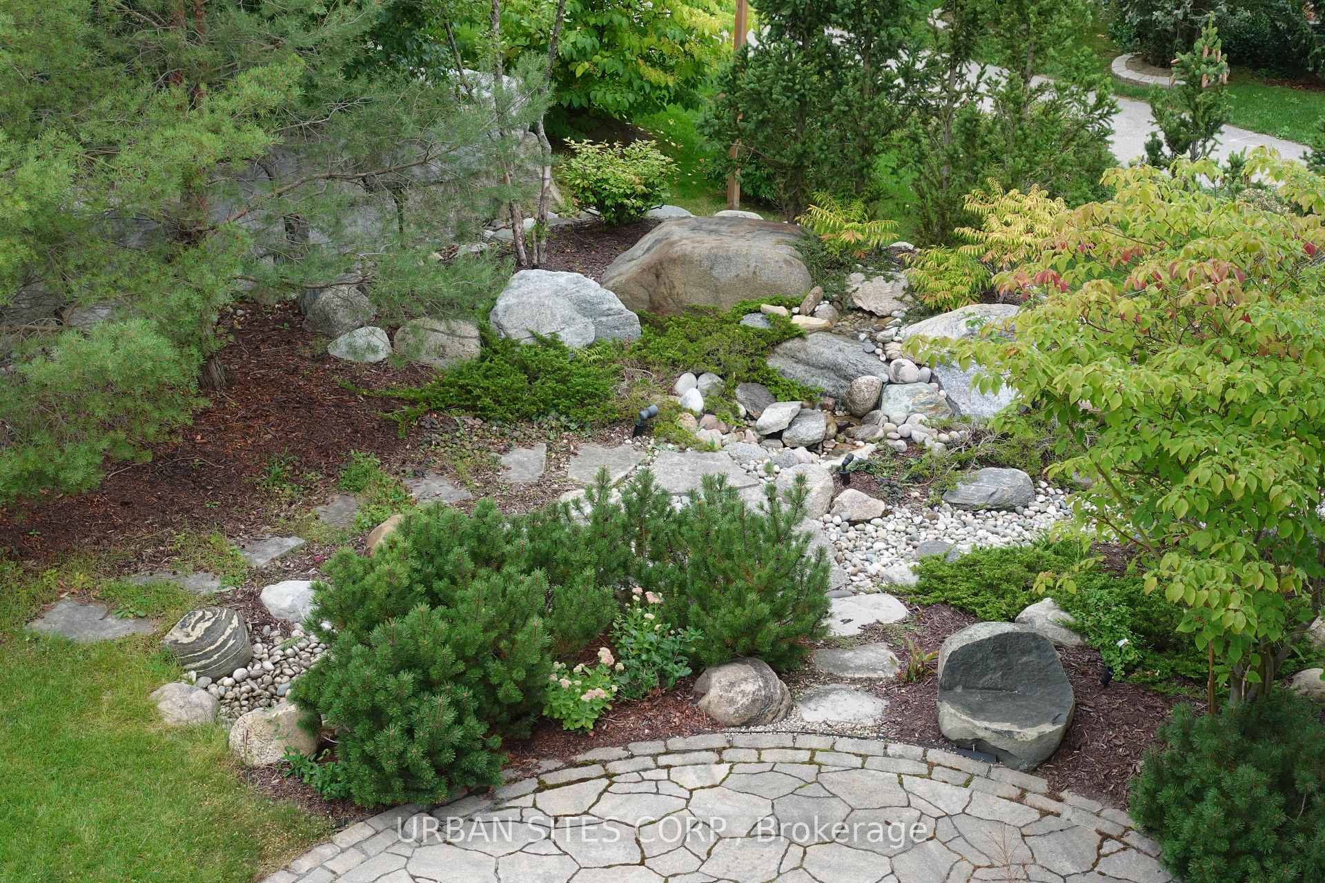 Photo 19 of 112 Venture Boulevard, Blue Mountains — HOMEH