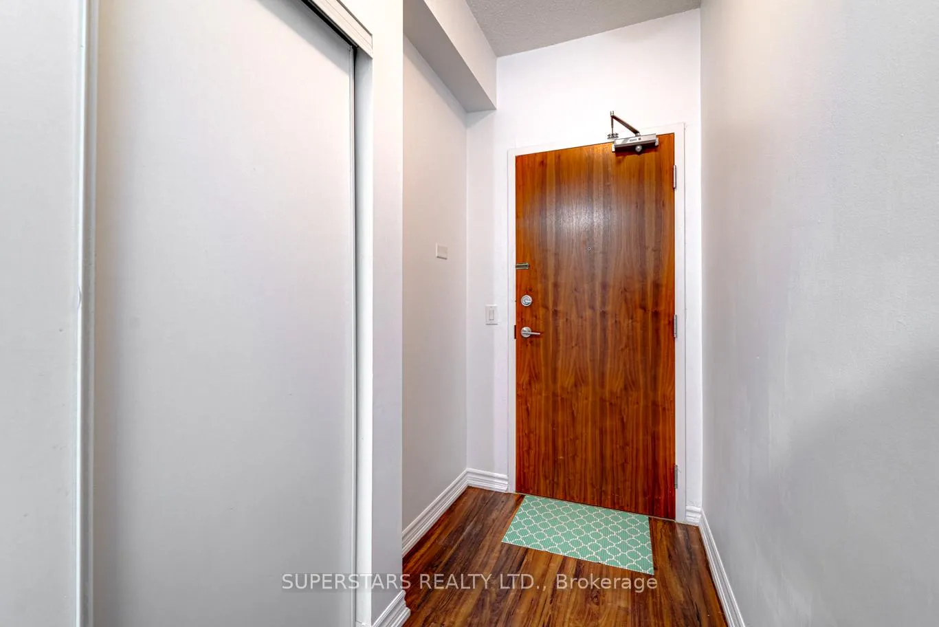 Photo 3 of Unit 922, 8323 Kennedy Road, Markham, Village Green-South Unionville — HOMEH