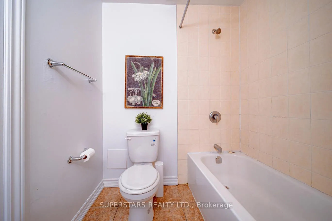 Photo 14 of Unit 922, 8323 Kennedy Road, Markham, Village Green-South Unionville — HOMEH