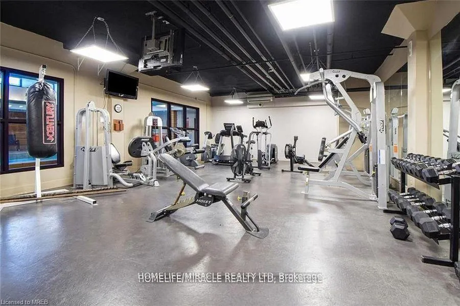 Photo 13 of Unit 2303, 150 Charlton Avenue E, Hamilton, Corktown — HOMEH