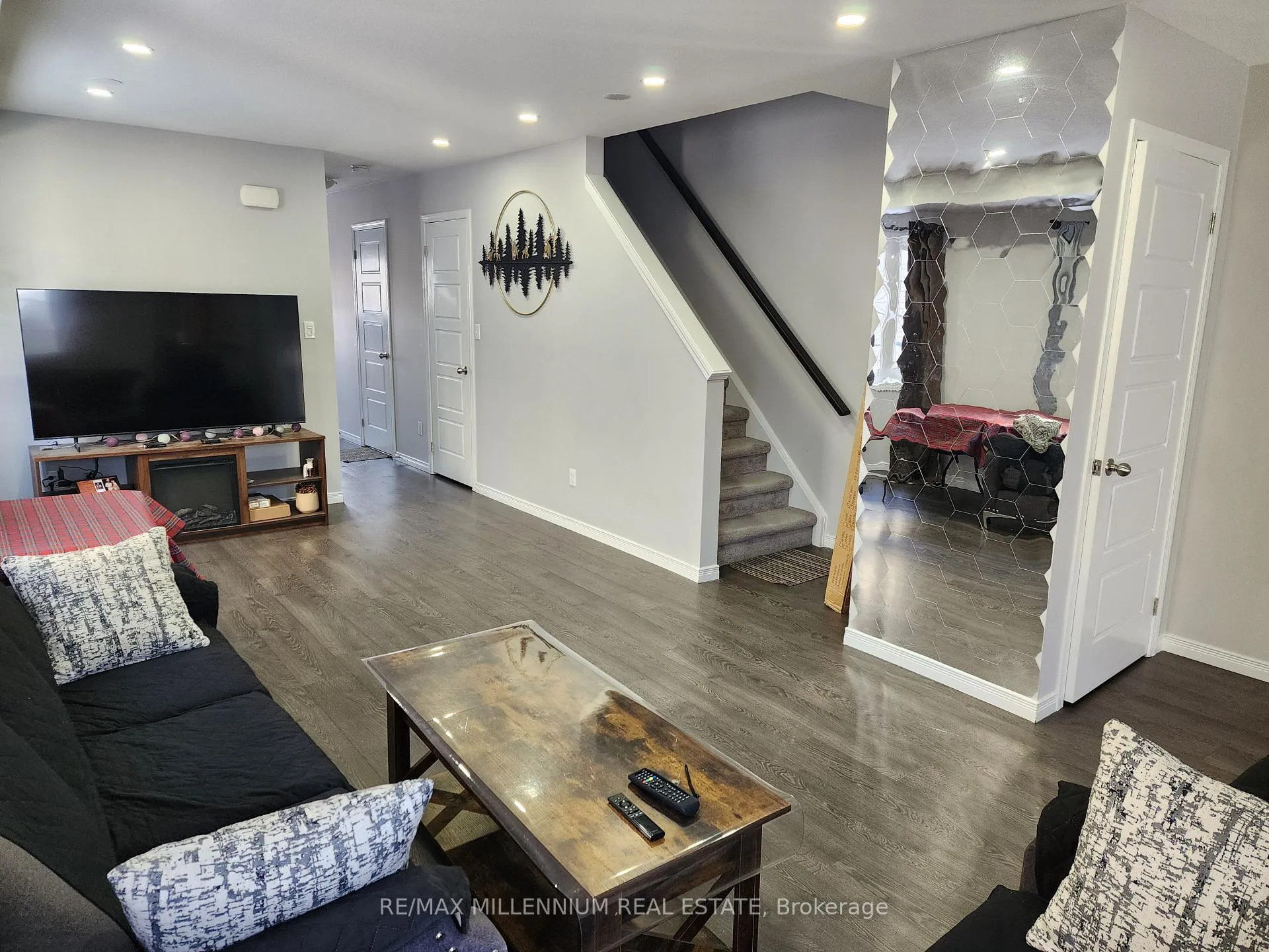 Photo 3 of Unit 8B, 388 Old Huron Road, Kitchener — HOMEH