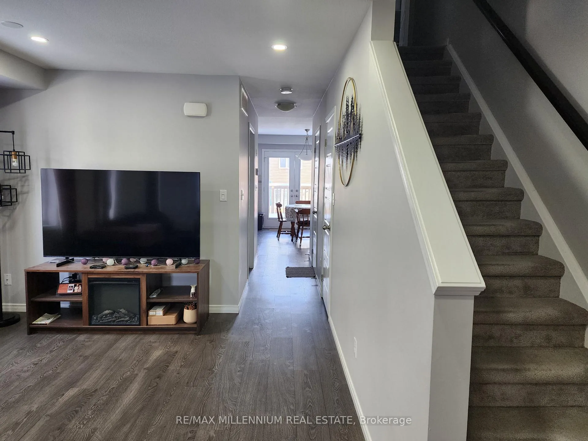 Photo 4 of Unit 8B, 388 Old Huron Road, Kitchener — HOMEH