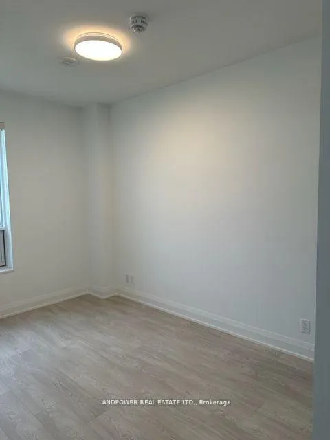 Photo 4 of Unit 4003, 8 Water Walk Drive, Markham, Unionville — HOMEH