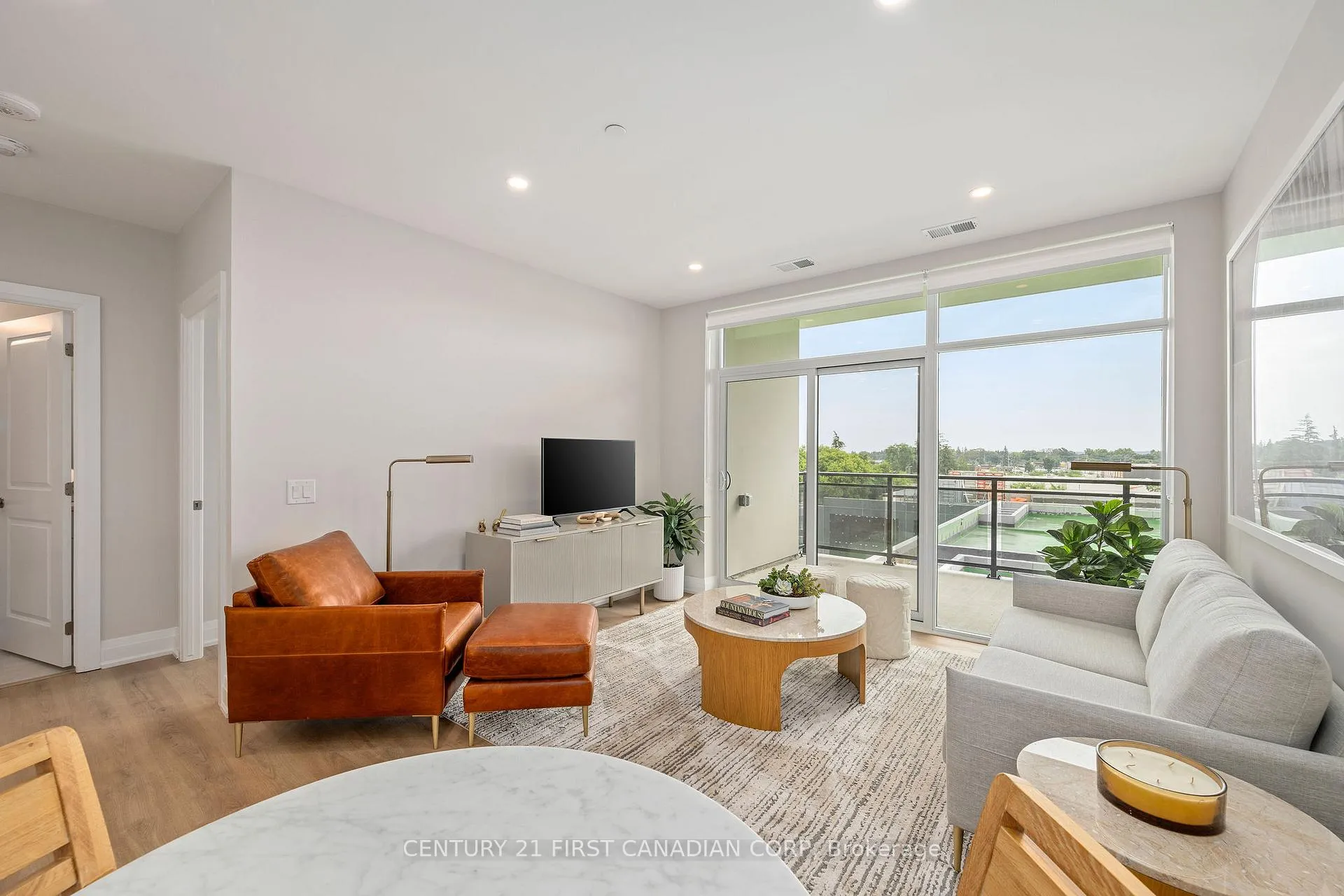 Photo 5 of Unit 510, 4286 King Street, Kitchener — HOMEH