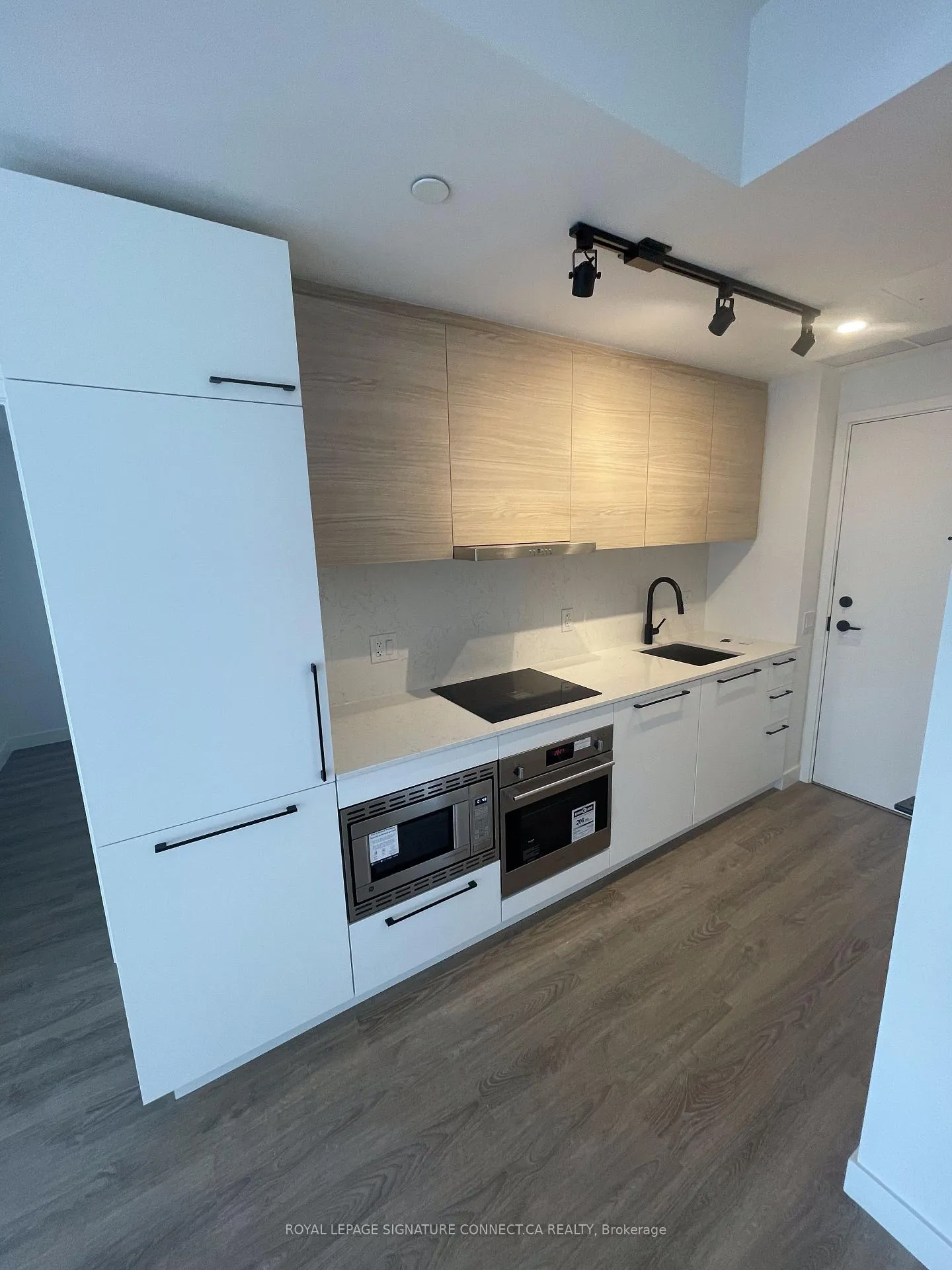Photo 11 of Unit 602, 1050 Eastern Avenue, Toronto, Greenwood-Coxwell — HOMEH