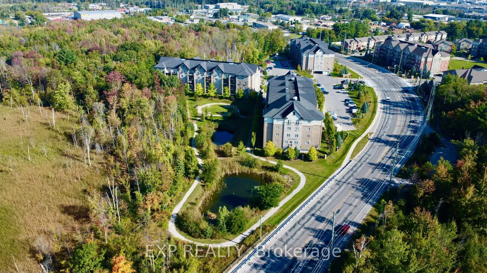 Photo 3 of Unit 101, 42 Ferndale Drive S, Barrie, Ardagh — HOMEH