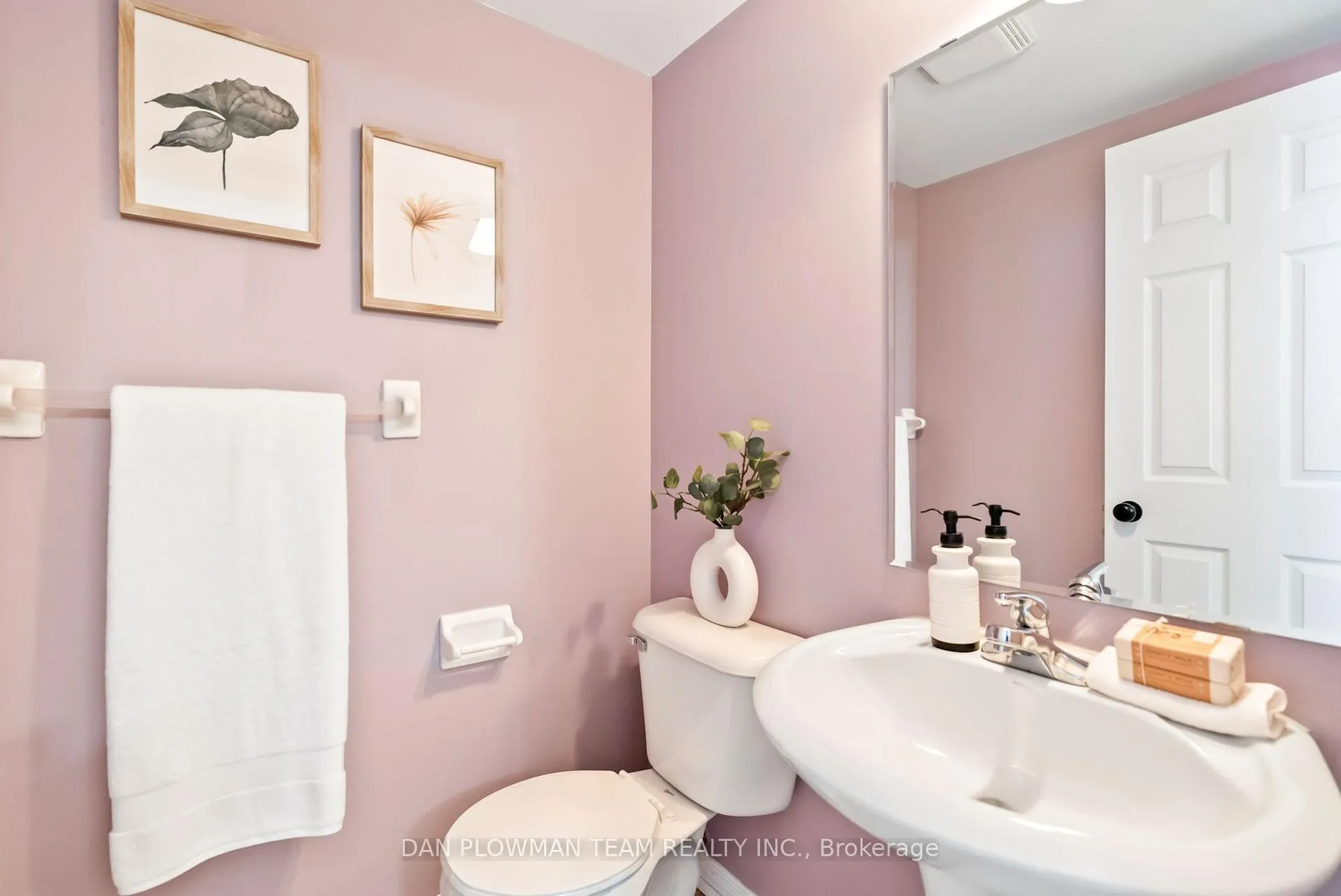 Photo 14 of Unit 37, 1087 Ormond Drive, Oshawa, Samac — HOMEH