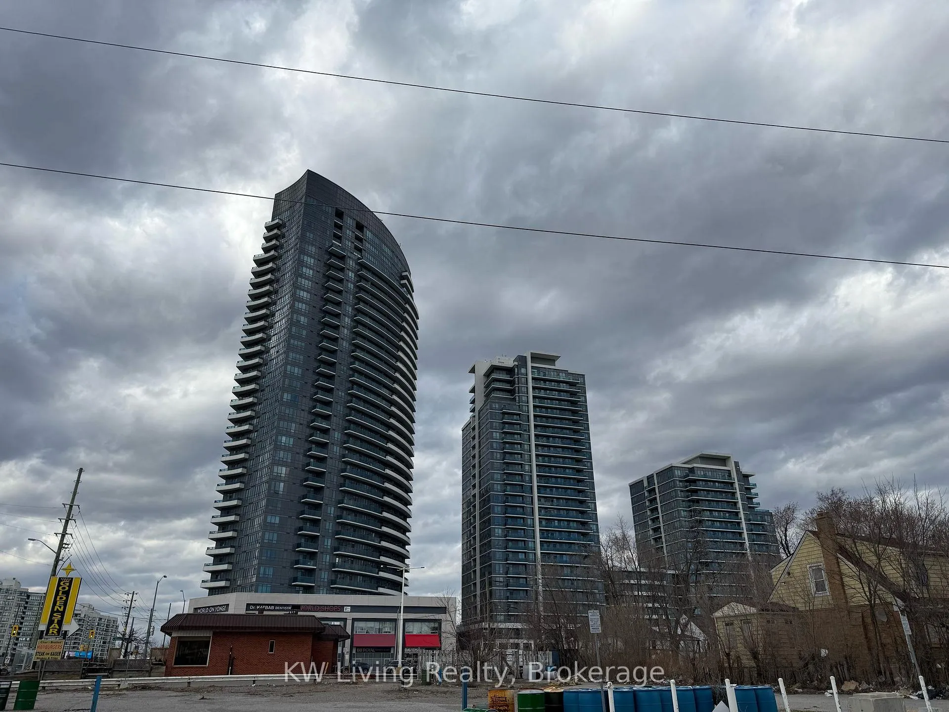Photo 18 of Unit 720, 7161 Yonge Street, Markham, Thornhill — HOMEH