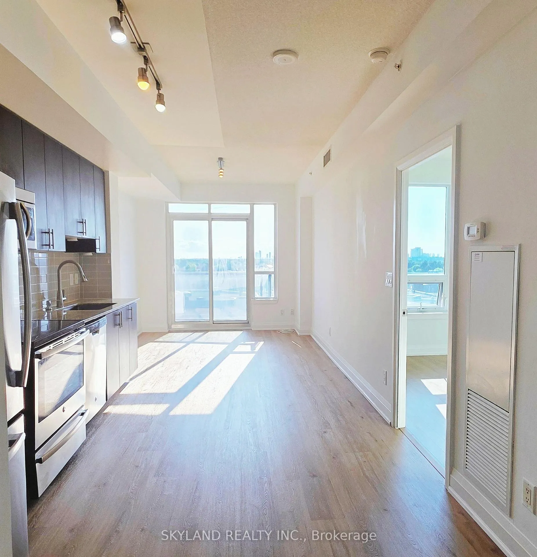 Front of Unit 412, 7171 Yonge Street