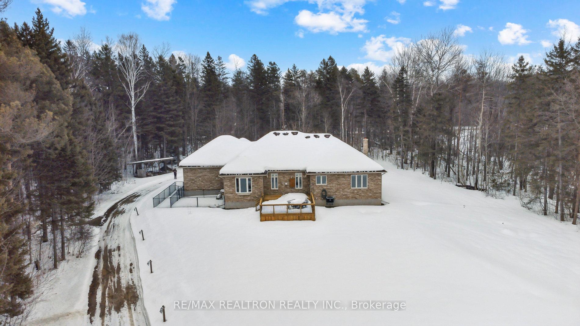Photo 31 of 7866 County Road 56, Essa, Rural Essa — HOMEH