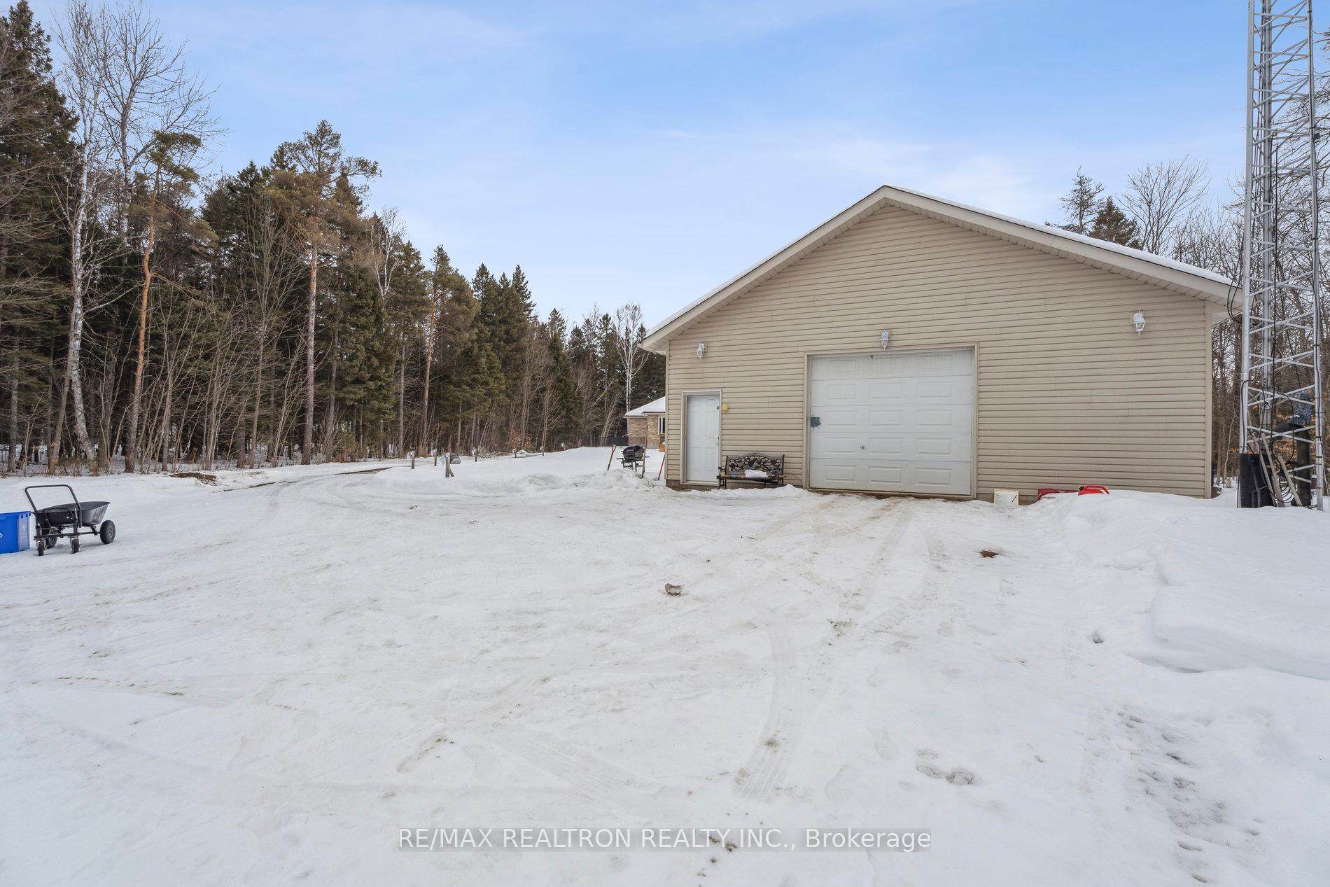 Photo 35 of 7866 County Road 56, Essa, Rural Essa — HOMEH
