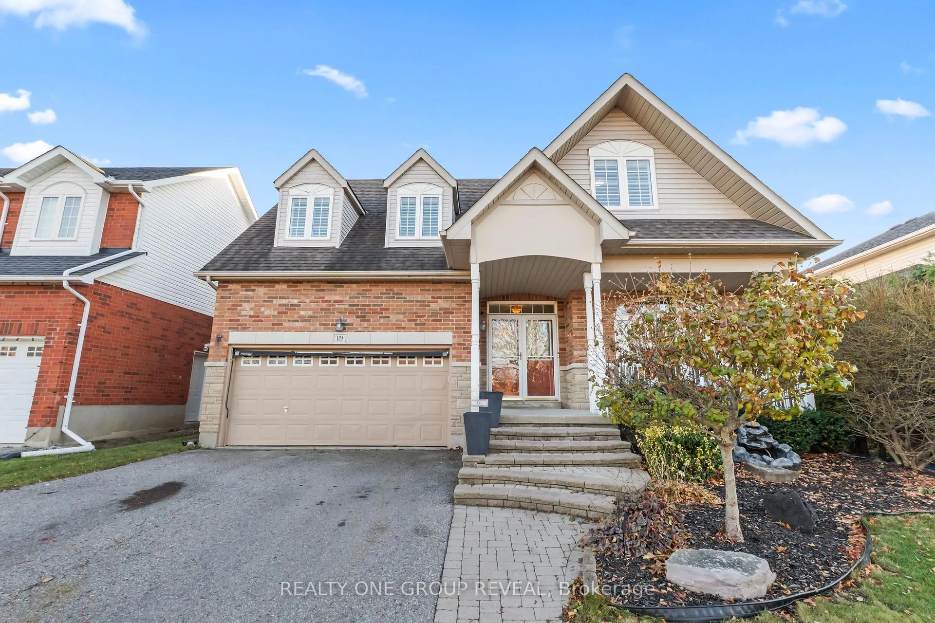 Photo 1 of 119 Clayton Crescent, Clarington, Bowmanville — HOMEH
