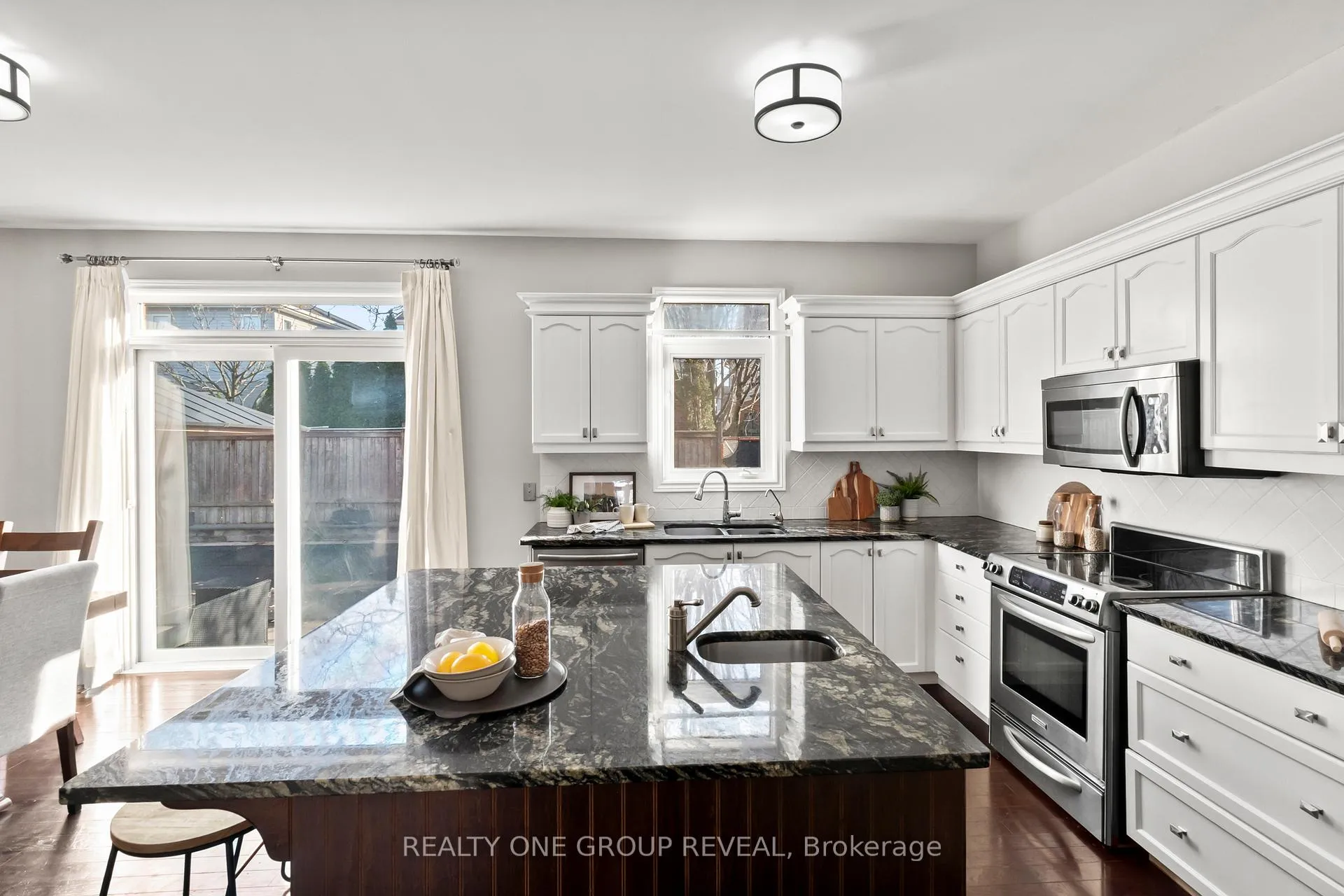 Photo 8 of 119 Clayton Crescent, Clarington, Bowmanville — HOMEH