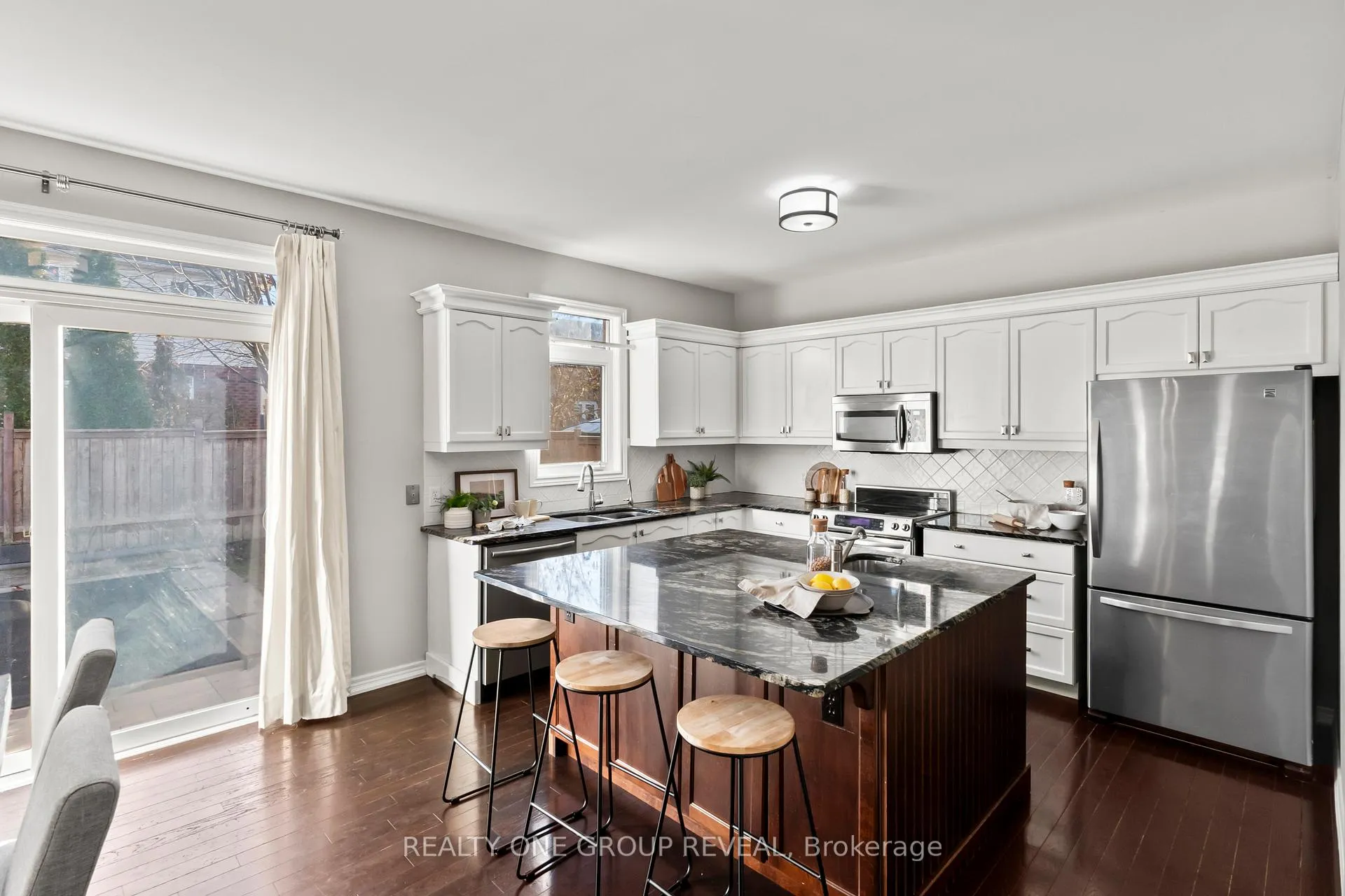 Photo 9 of 119 Clayton Crescent, Clarington, Bowmanville — HOMEH
