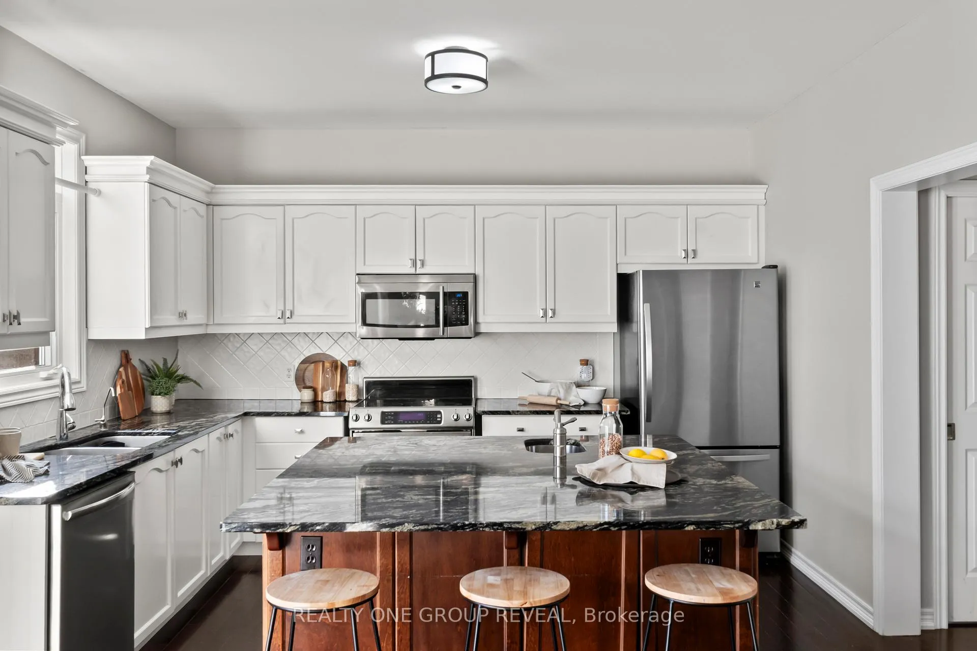 Photo 11 of 119 Clayton Crescent, Clarington, Bowmanville — HOMEH