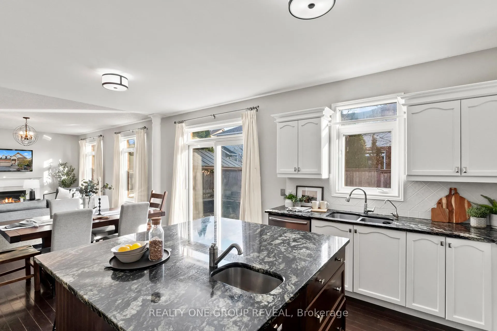 Photo 12 of 119 Clayton Crescent, Clarington, Bowmanville — HOMEH