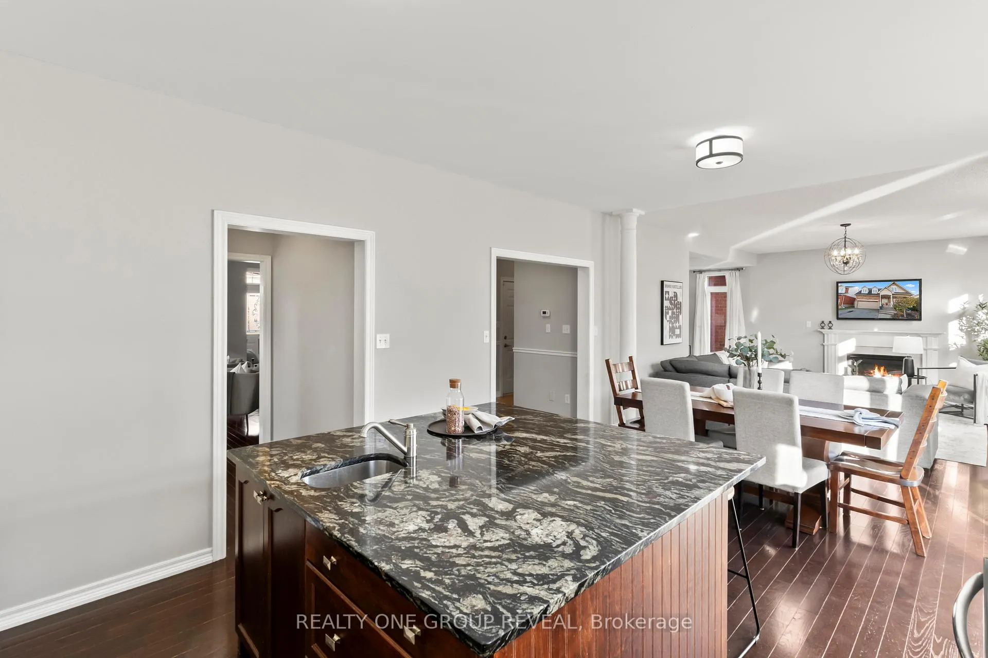 Photo 13 of 119 Clayton Crescent, Clarington, Bowmanville — HOMEH