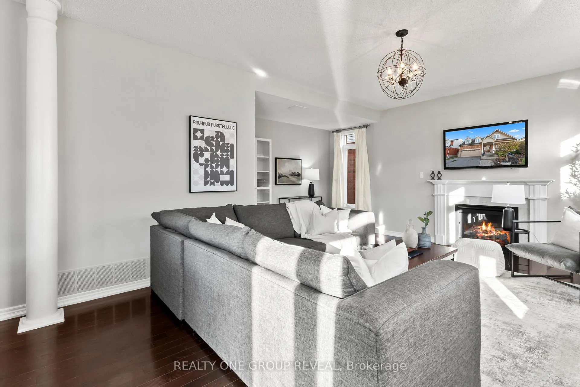 Photo 16 of 119 Clayton Crescent, Clarington, Bowmanville — HOMEH