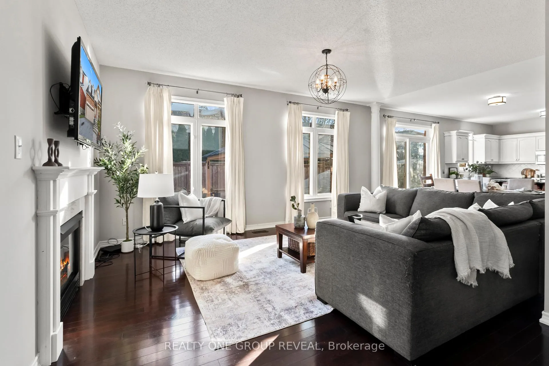 Photo 18 of 119 Clayton Crescent, Clarington, Bowmanville — HOMEH