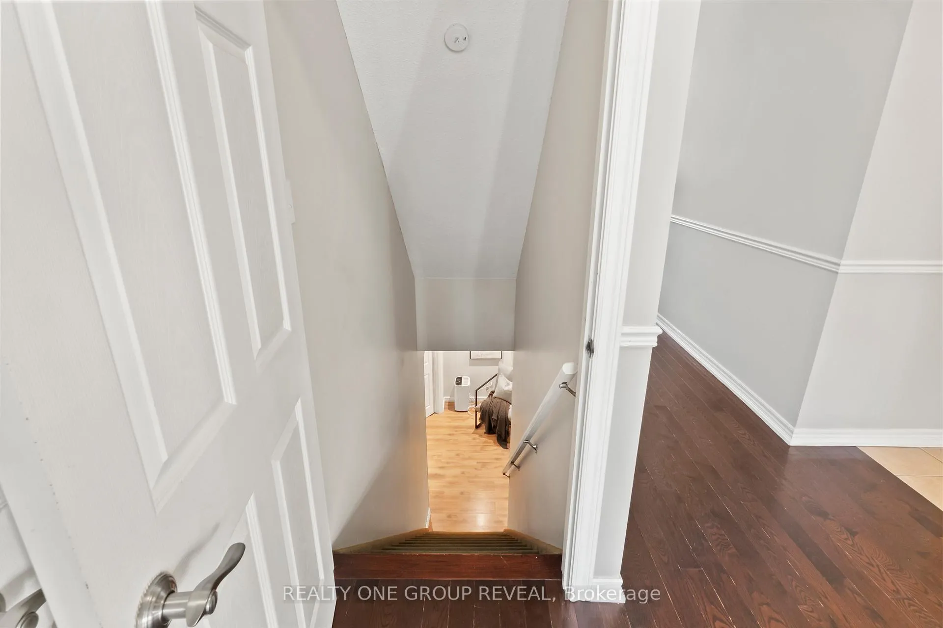 Photo 32 of 119 Clayton Crescent, Clarington, Bowmanville — HOMEH