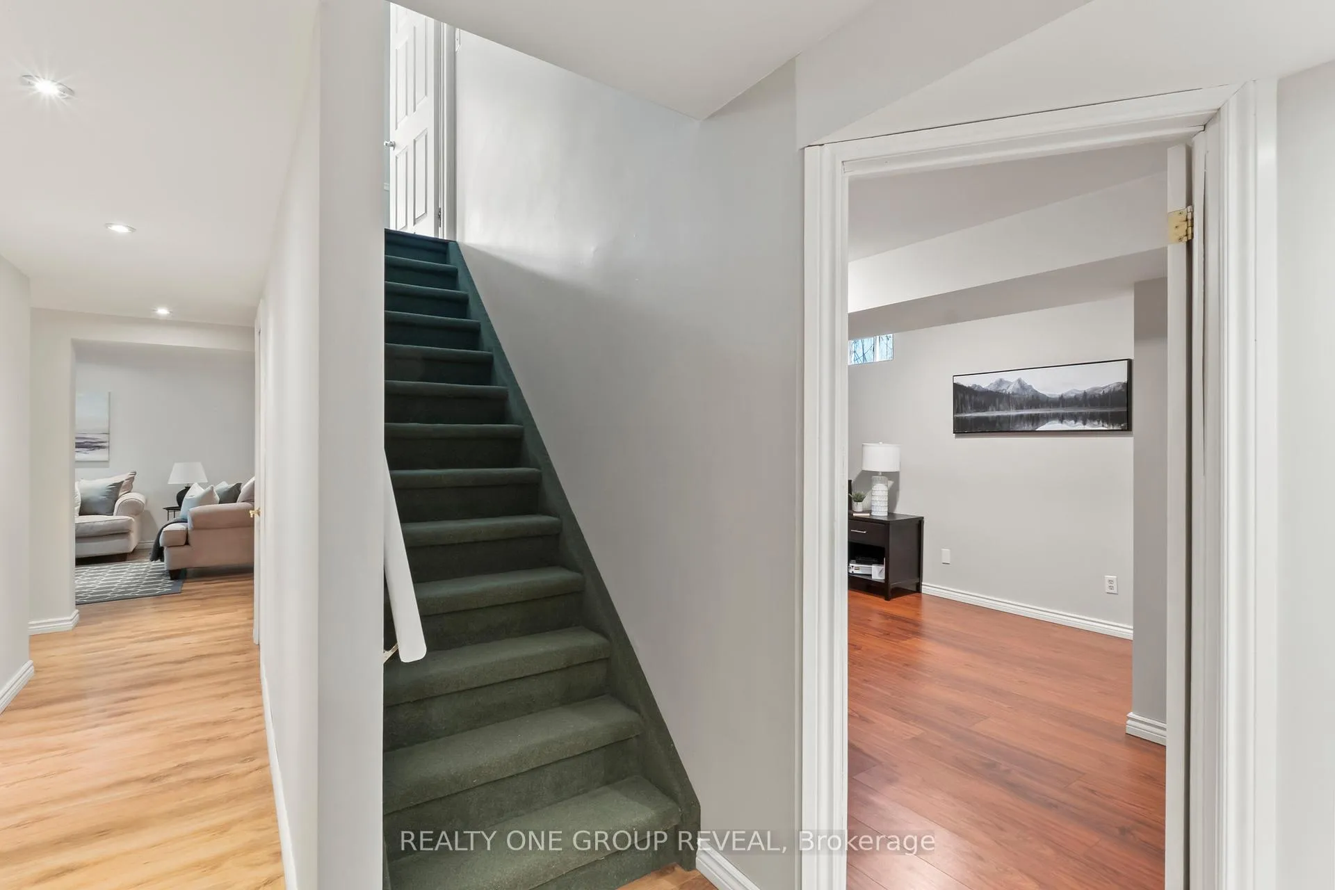 Photo 33 of 119 Clayton Crescent, Clarington, Bowmanville — HOMEH