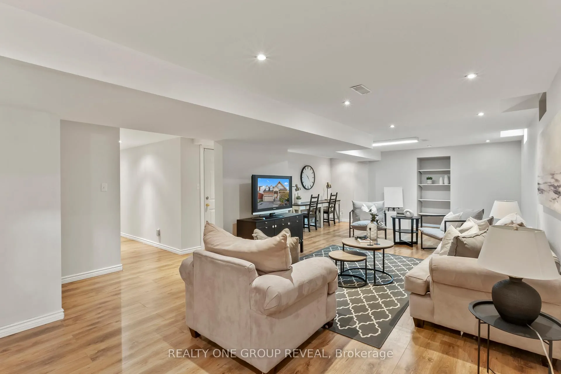 Photo 38 of 119 Clayton Crescent, Clarington, Bowmanville — HOMEH